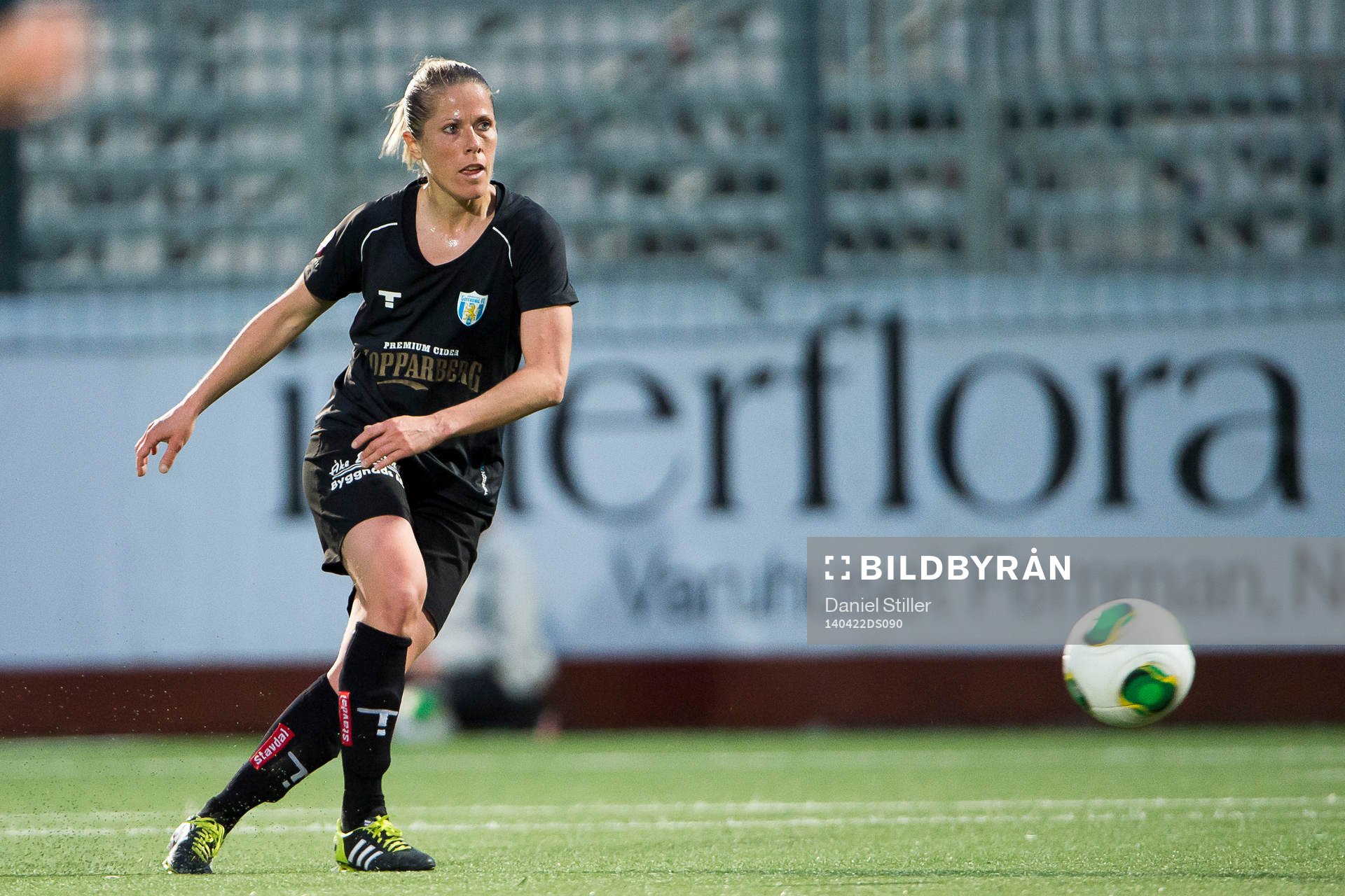 Göteborgs Sabrina Viguier under fotbollsmatchen i Damallsvenskan mellan Göteborg och Kristianstad den 22 april 2014 i Göteborg.