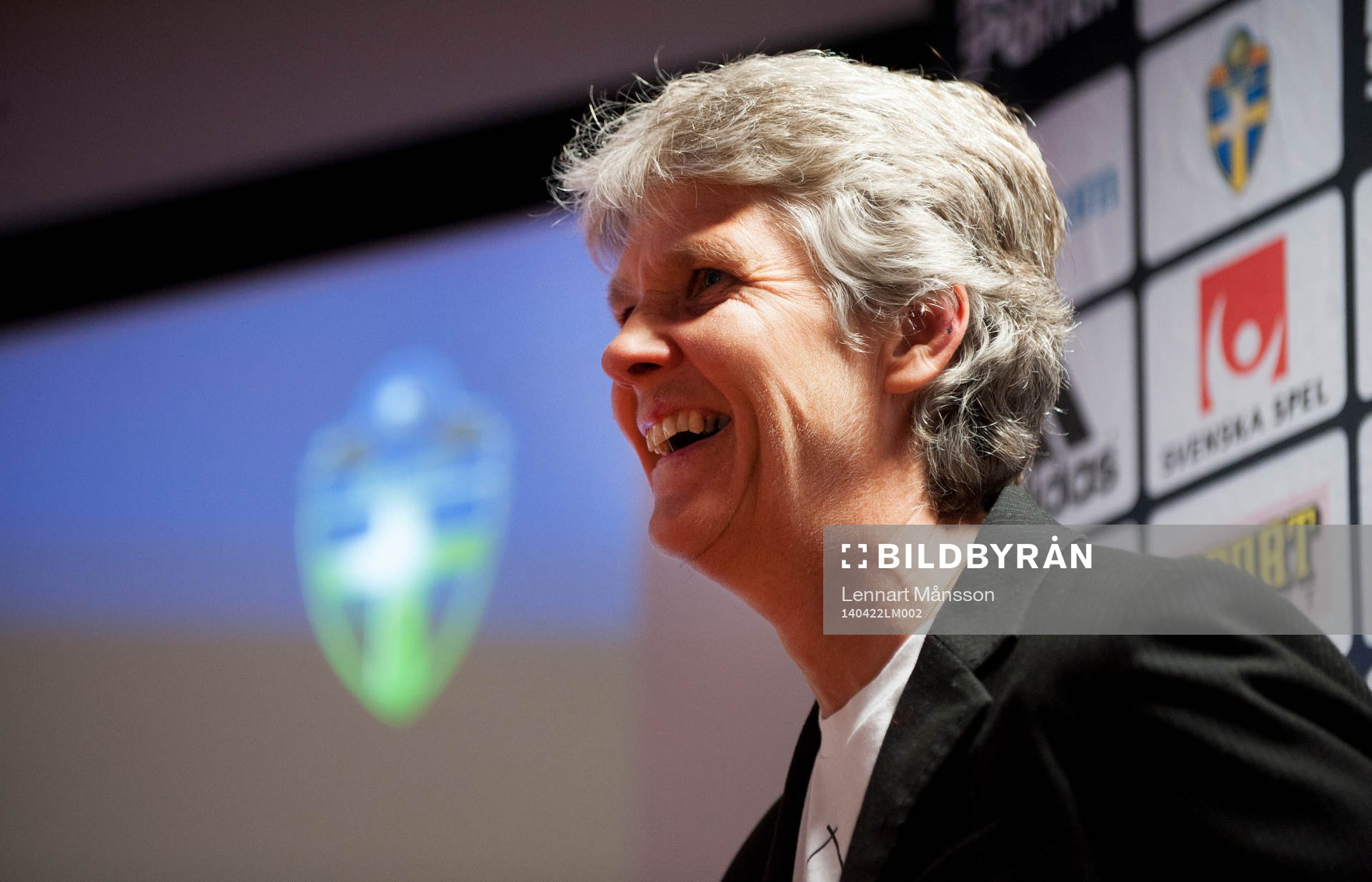 Förbundskapten Pia Sundhage presenterar landslagstruppen