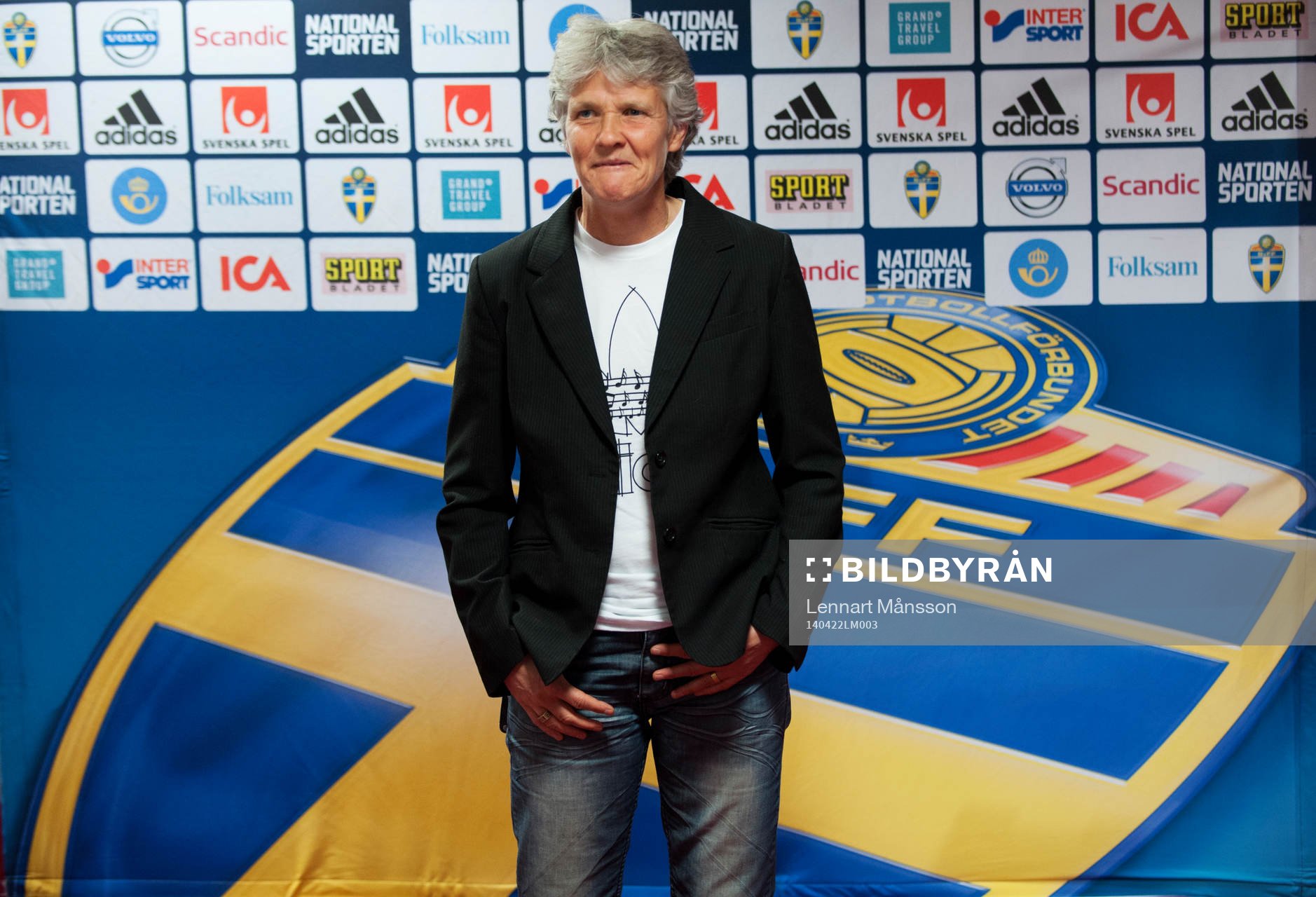 Förbundskapten Pia Sundhage presenterar landslagstruppen