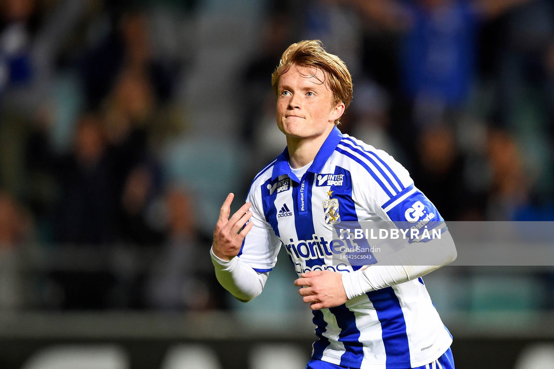 IFK Göteborgs Sam Larsson jublar