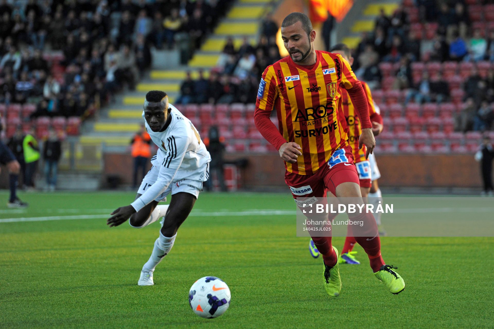 Östersunds Modou Barrow  och Diego Brum
