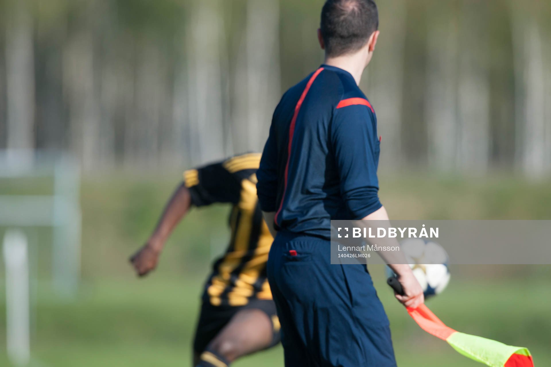 Assisterande domaren i matchen i juniorallsvenskan division