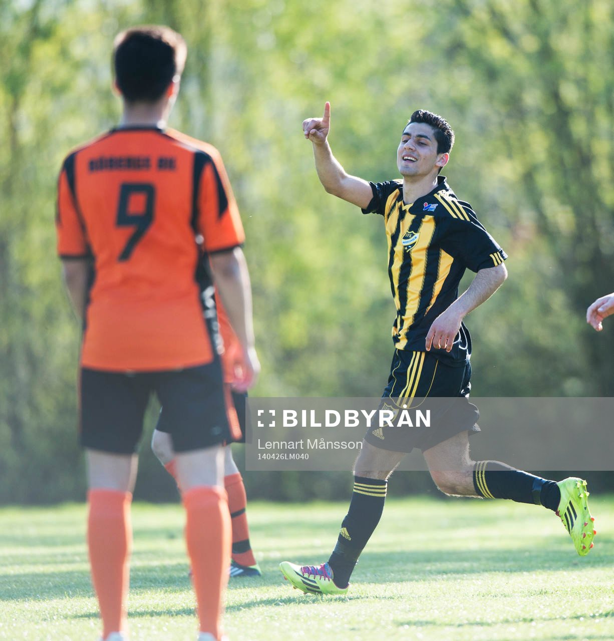 IFK Hässleholms Abdulmjed Alhamwi jublar