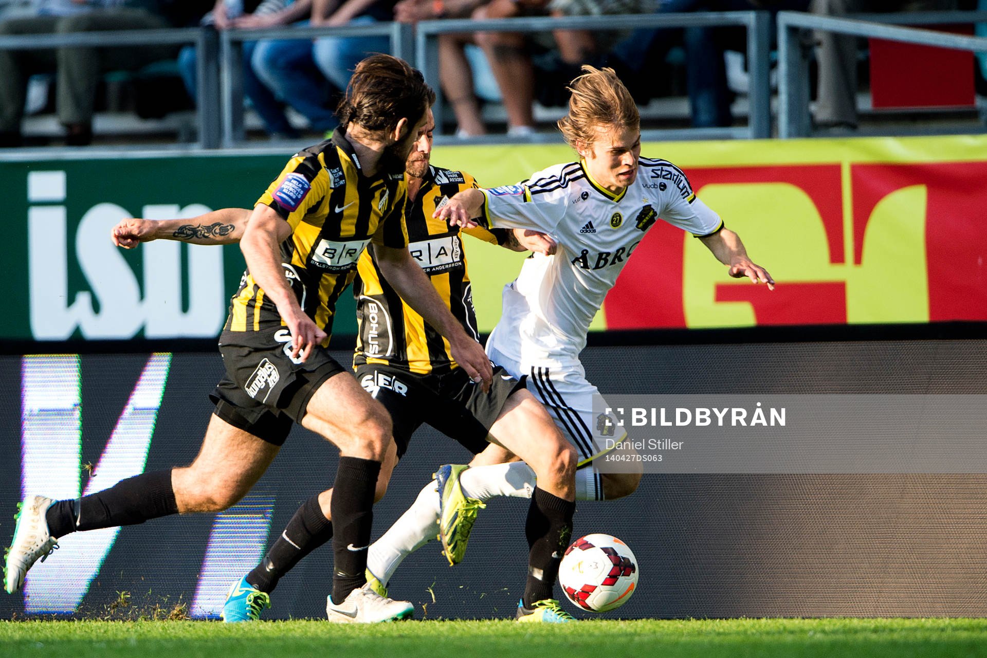 s Sam Lundholm