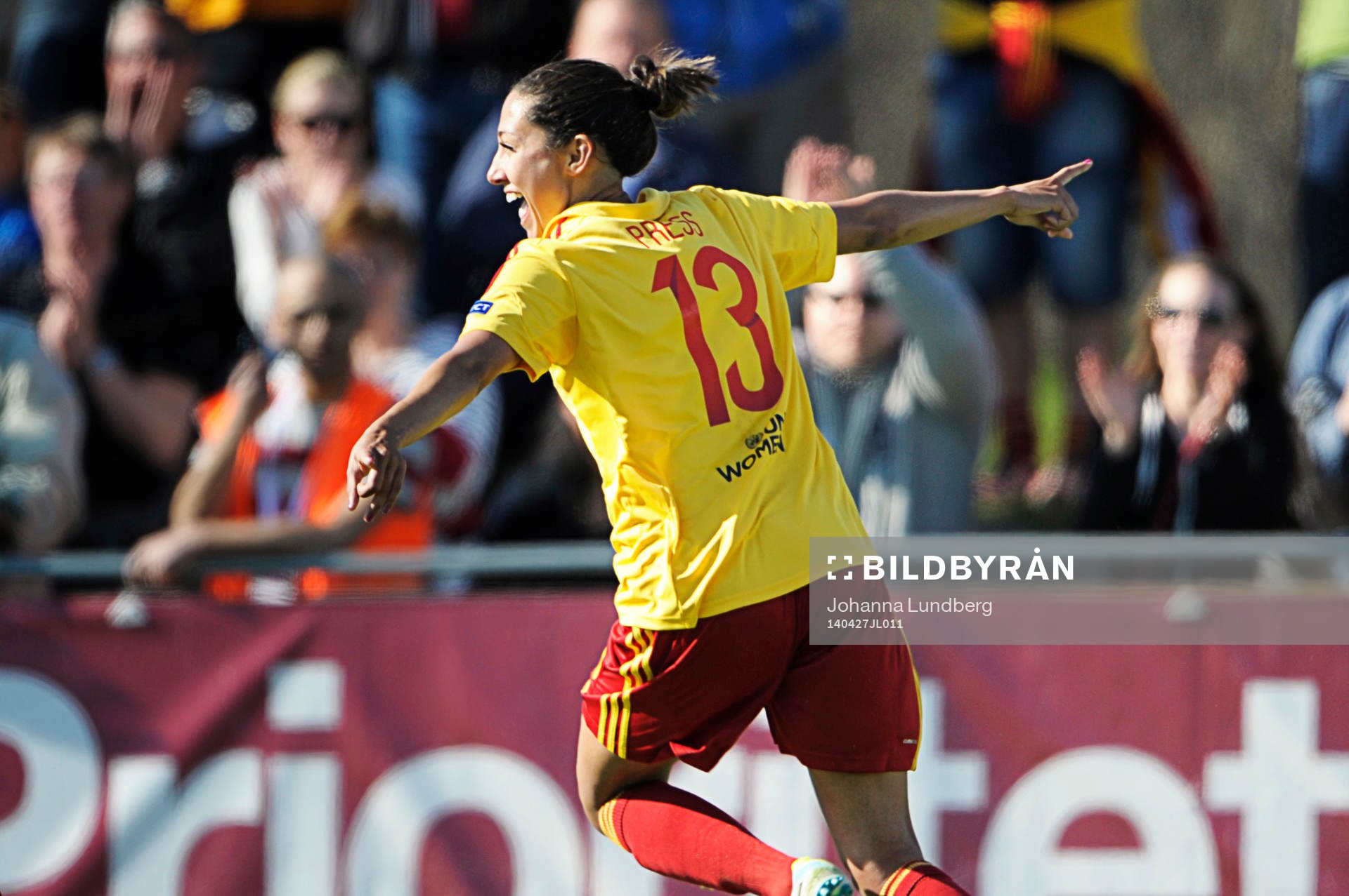 Tyresös Christen Press firar hon gjort 1-0 under fotbollsmatchen i Womens Champions League mellan Tyresö och Birmingham den 27 april 2014 i Stockholm.