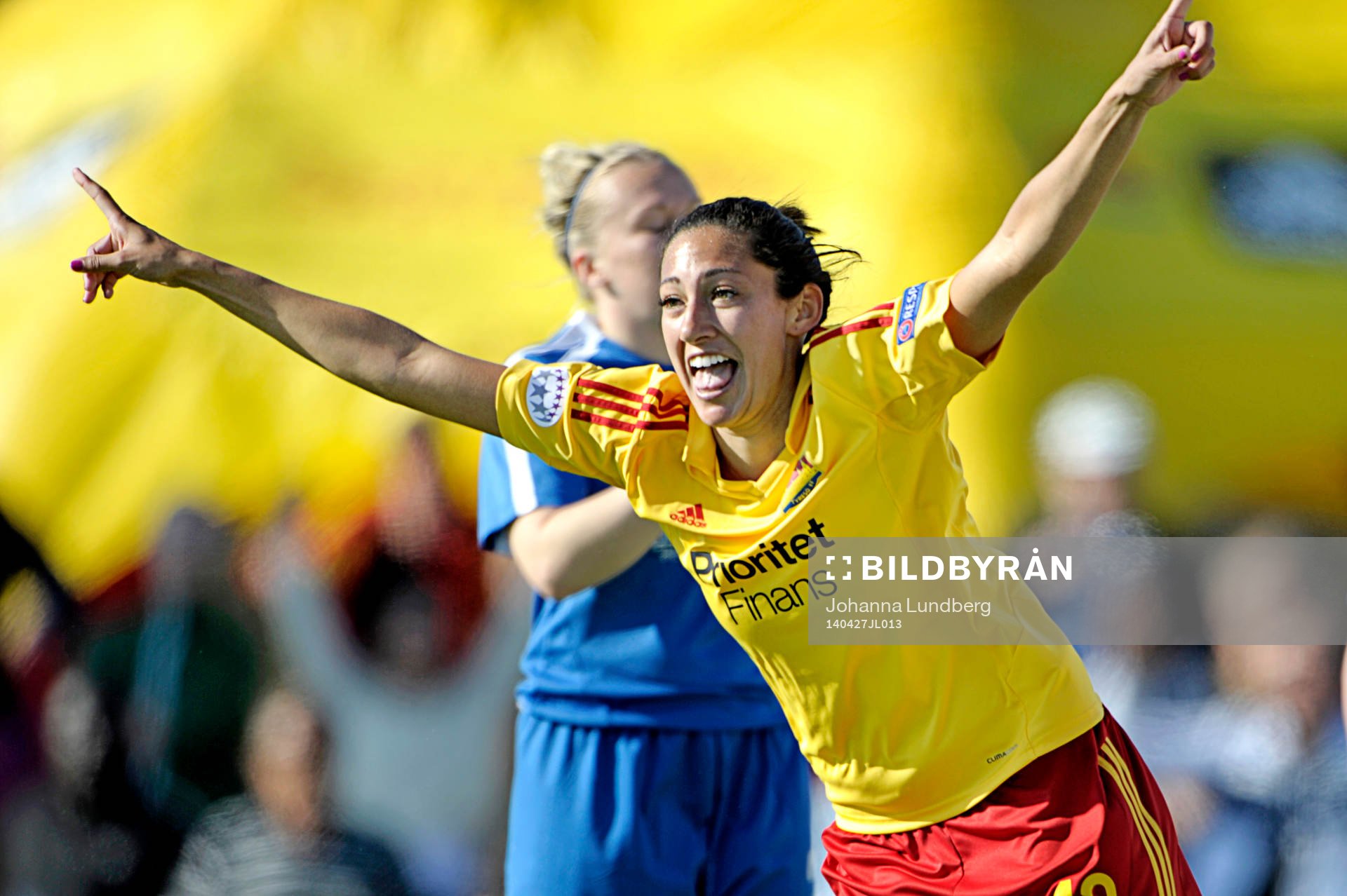Tyresös Christen Press jublar efter hon gjort 2-0 under fotbollsmatchen i Womens Champions League mellan Tyresö och Birmingham den 27 april 2014 i Stockholm.