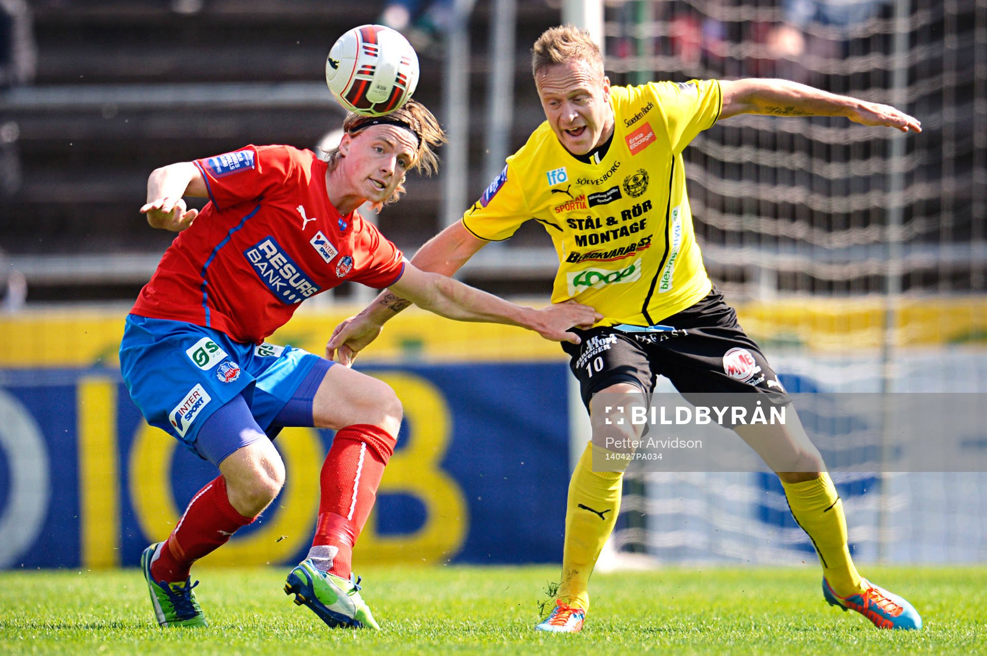 Helsingborgs Carl Johansson och Mjällbys Marcus Ekenberg