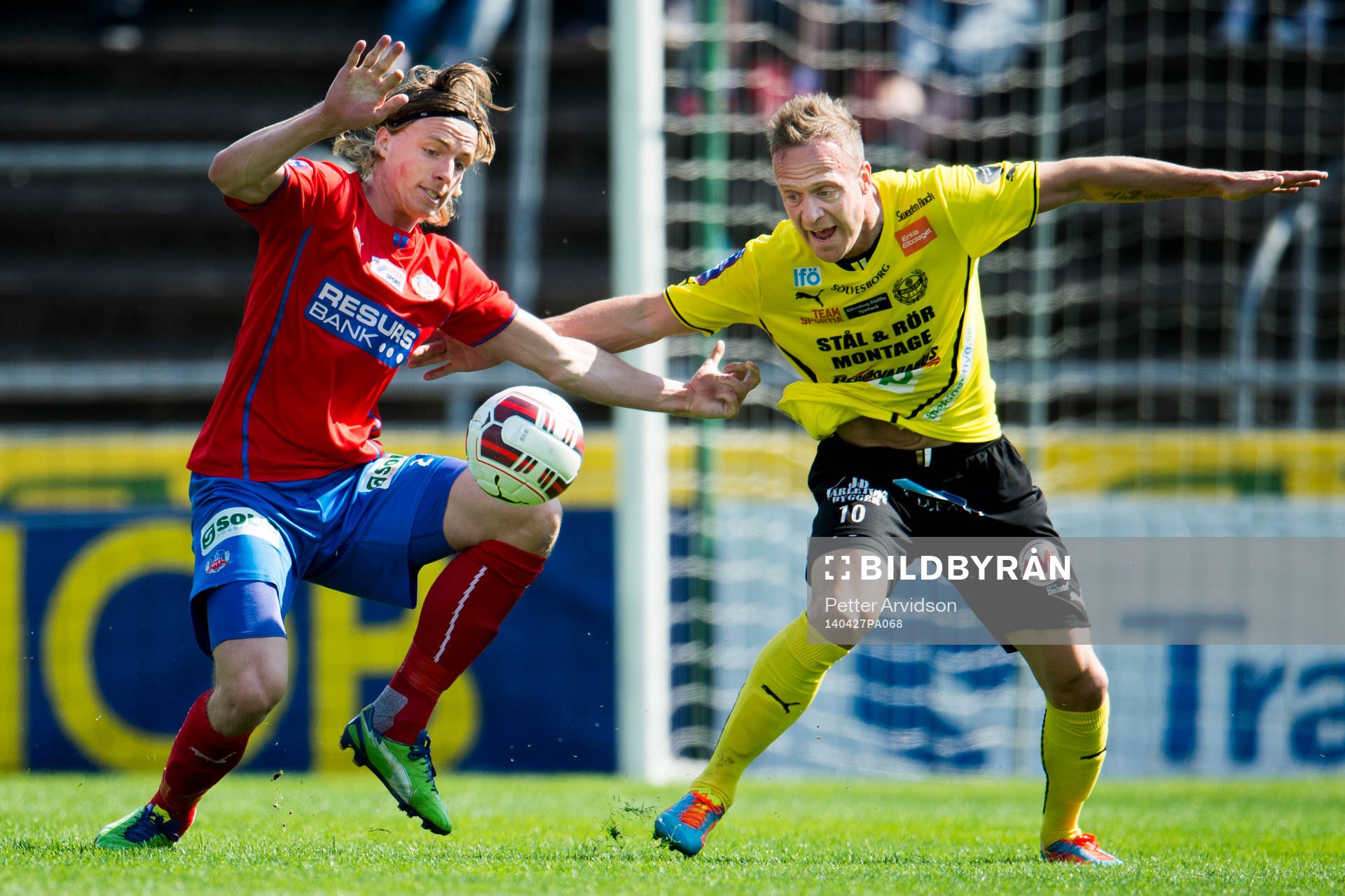 Helsingborgs Carl Johansson och Mjällbys Marcus Ekenberg