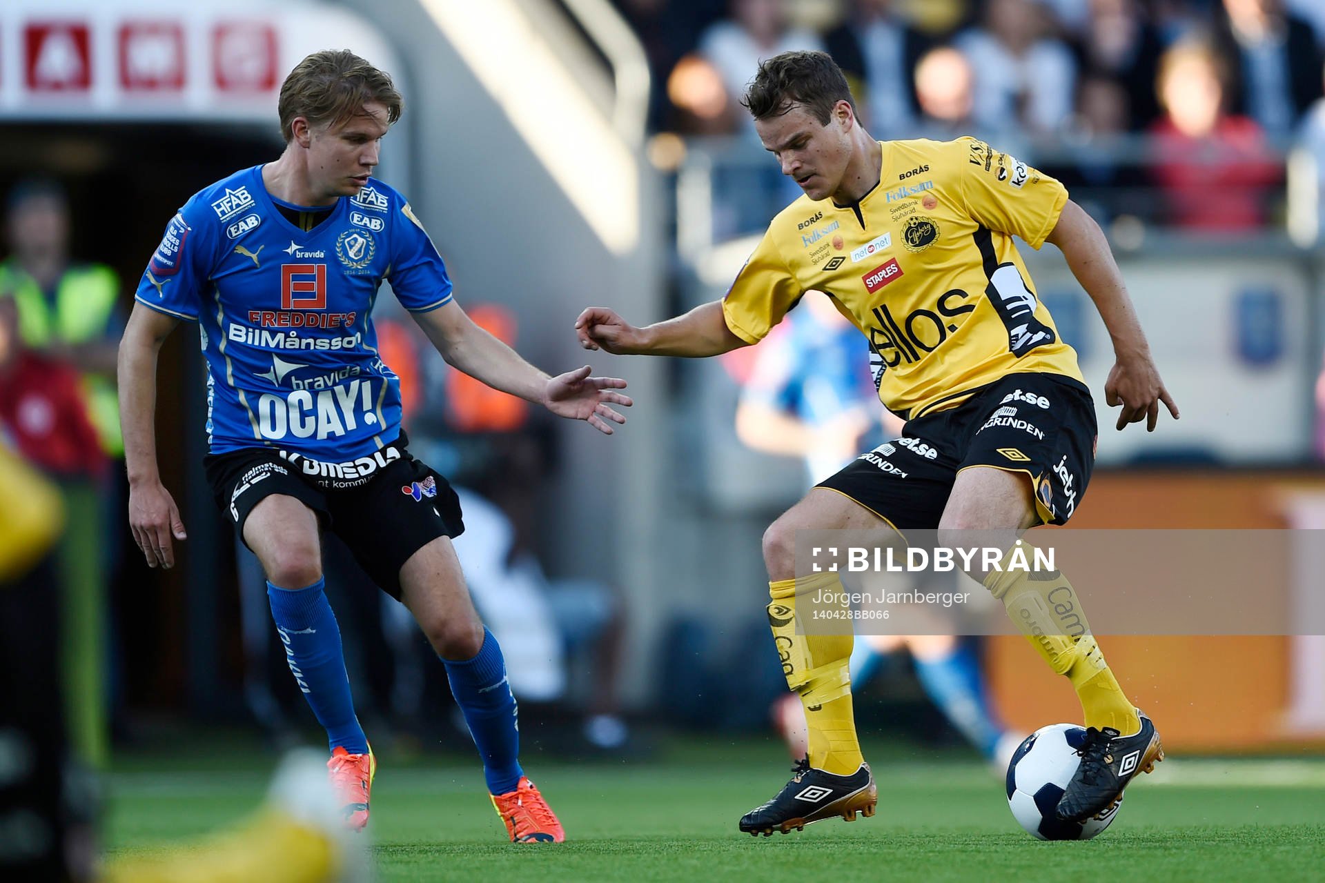 Elfsborgs Henning Hauger och Halmstads Johan Blomberg