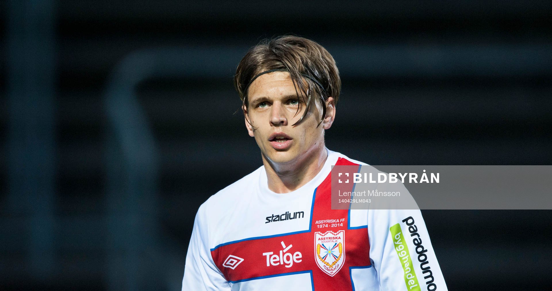 Assyriskas Fredrik Holster i matchen i Superettan i fotboll