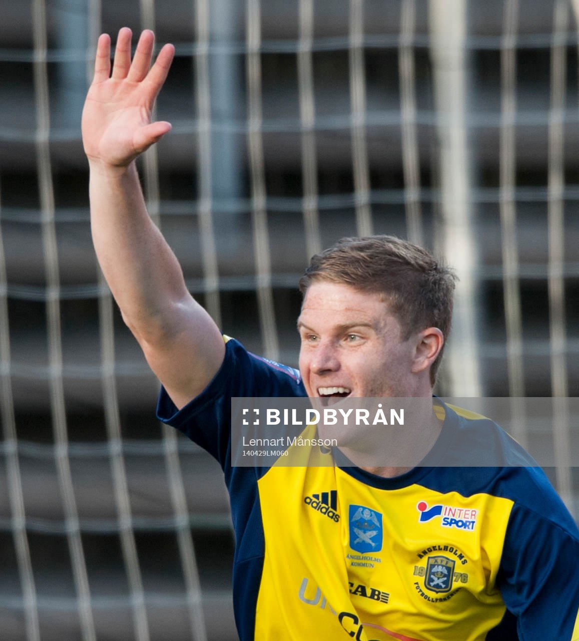 Ängelholms Eric Pothast jublar i matchen i Superettan i