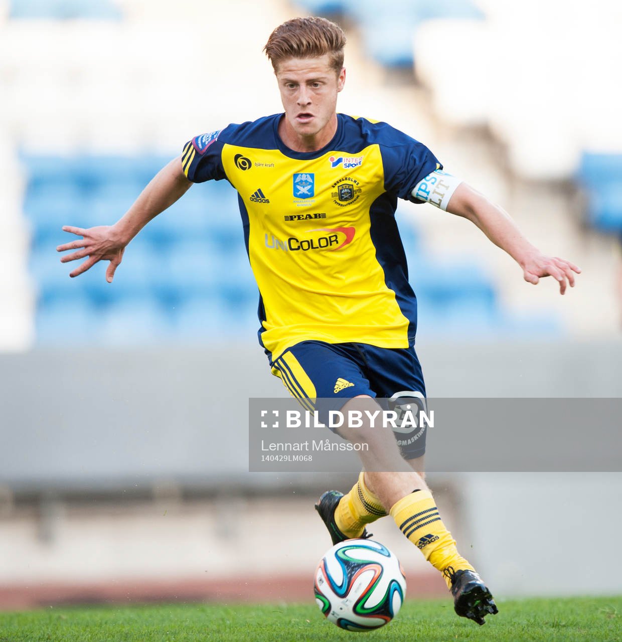 Ängelholms Rebin Asaad i matchen i Superettan i fotboll