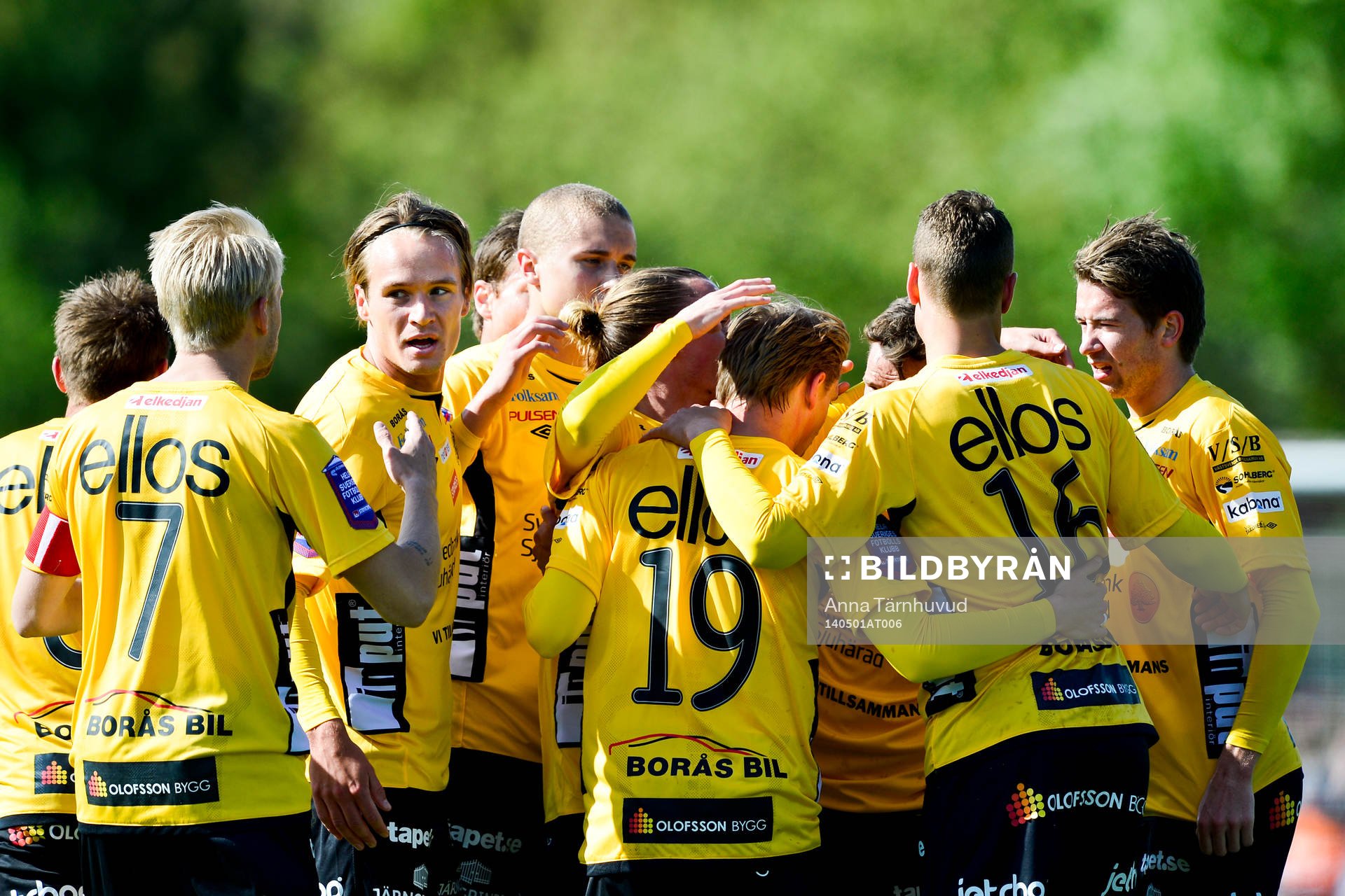 Elfsborg firar 0-2 genom Henning Hauger