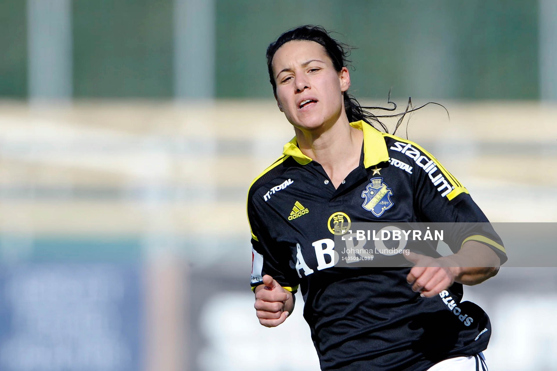 AIKs Jessy Sharro under fotbollsmatchen i Damallsvenskan mellan AIK och Kristianstad  den 1 maj 2014 i Stockholm.