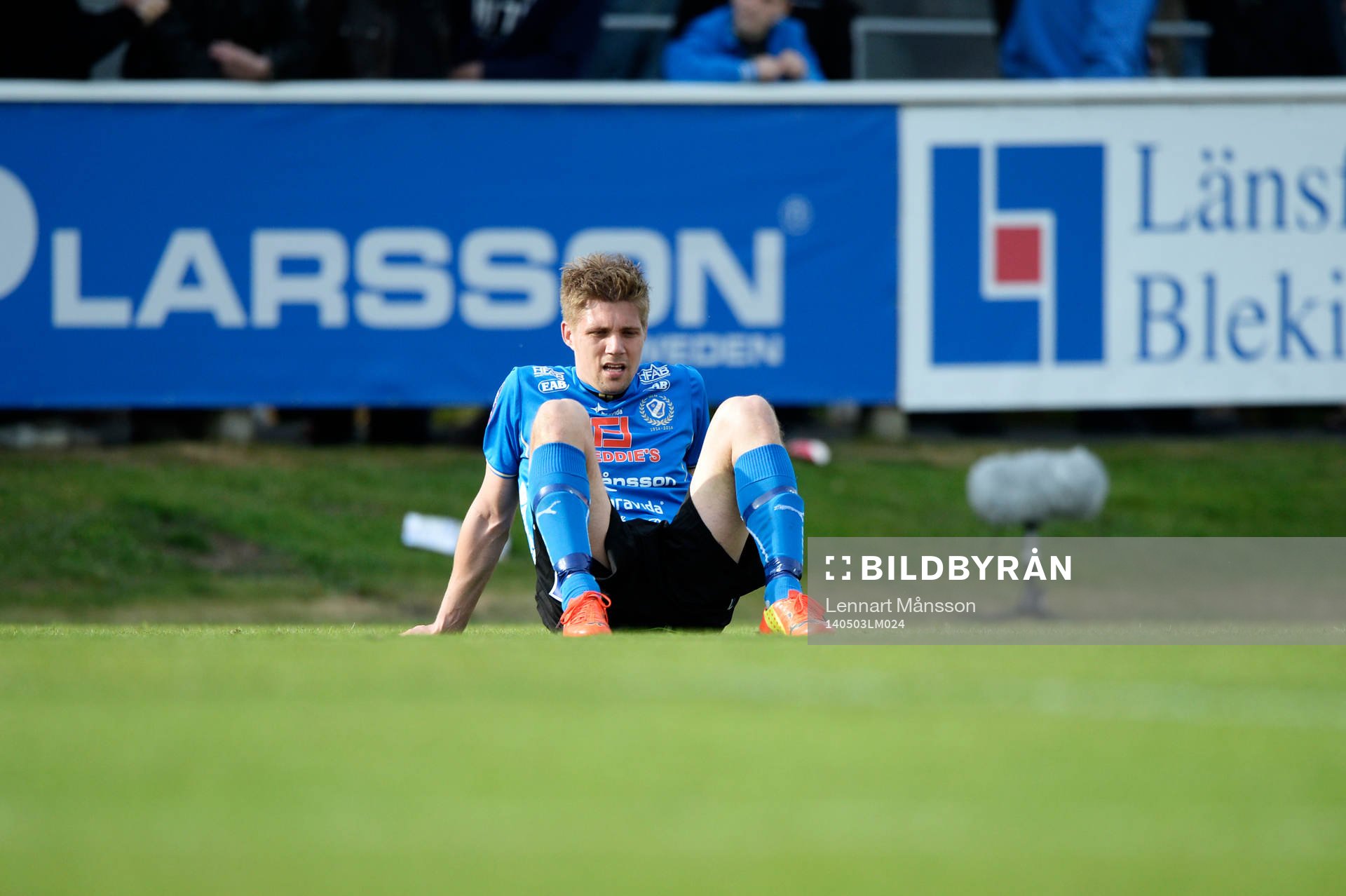 Halmstads Mikael Boman deppar i matchen i allsvenskan