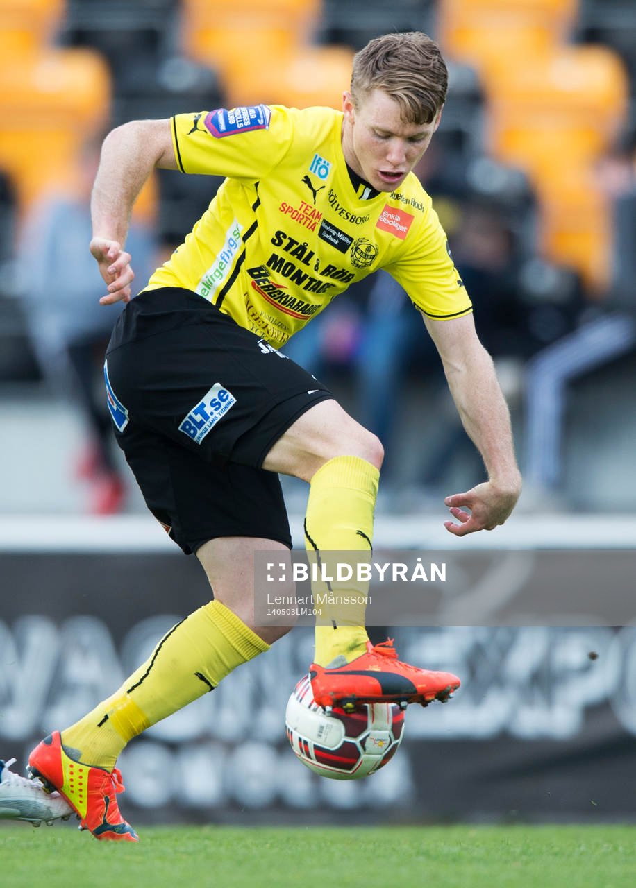 Mjällbys Viktor Agardius  i matchen i allsvenskan mellan