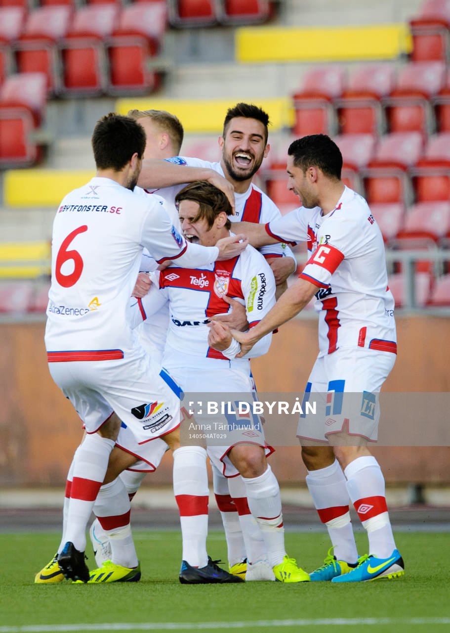 Assyriskas spelare jublar