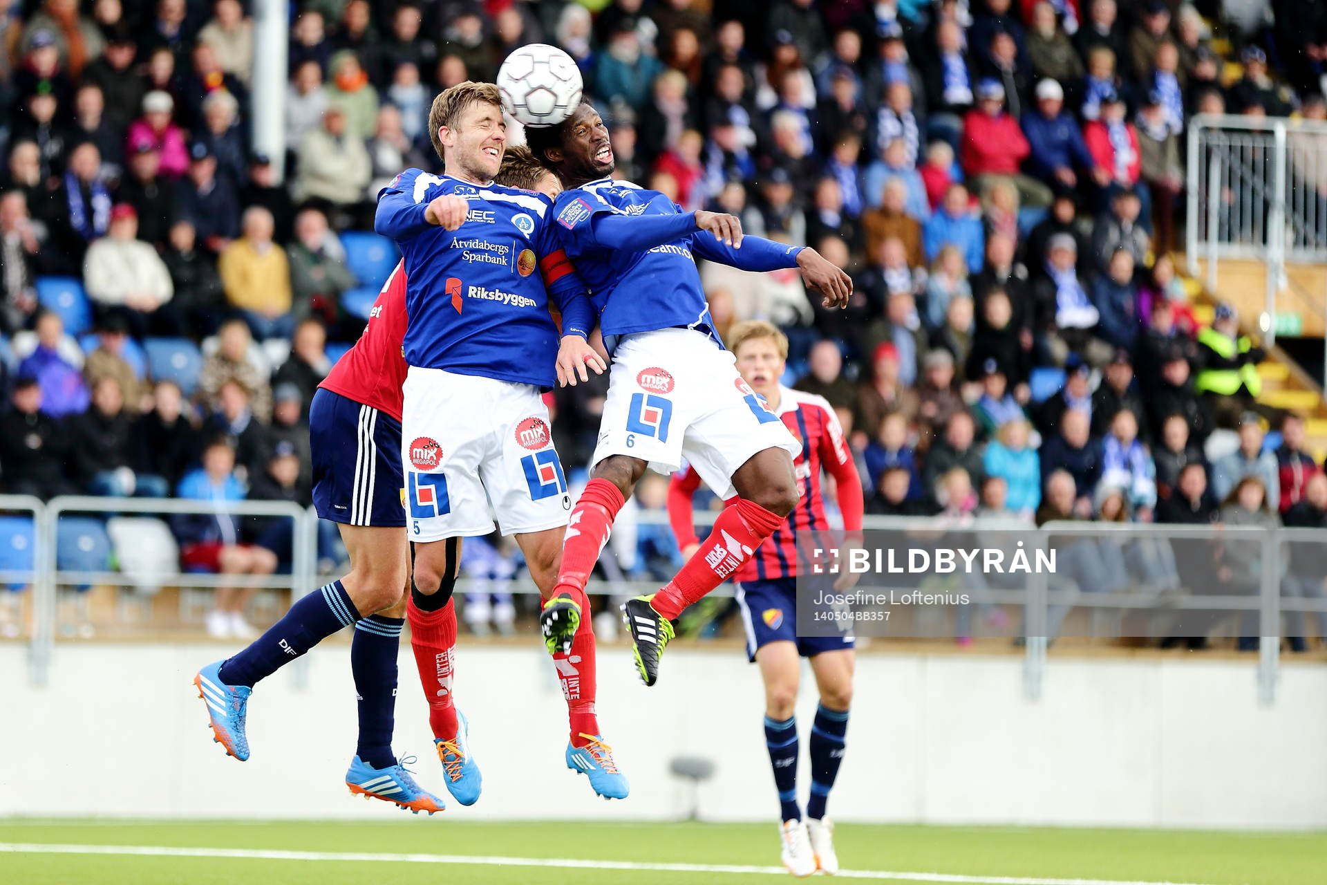 Åtvidabergs Daniel Hallingström och Mohamed Abubakari i
