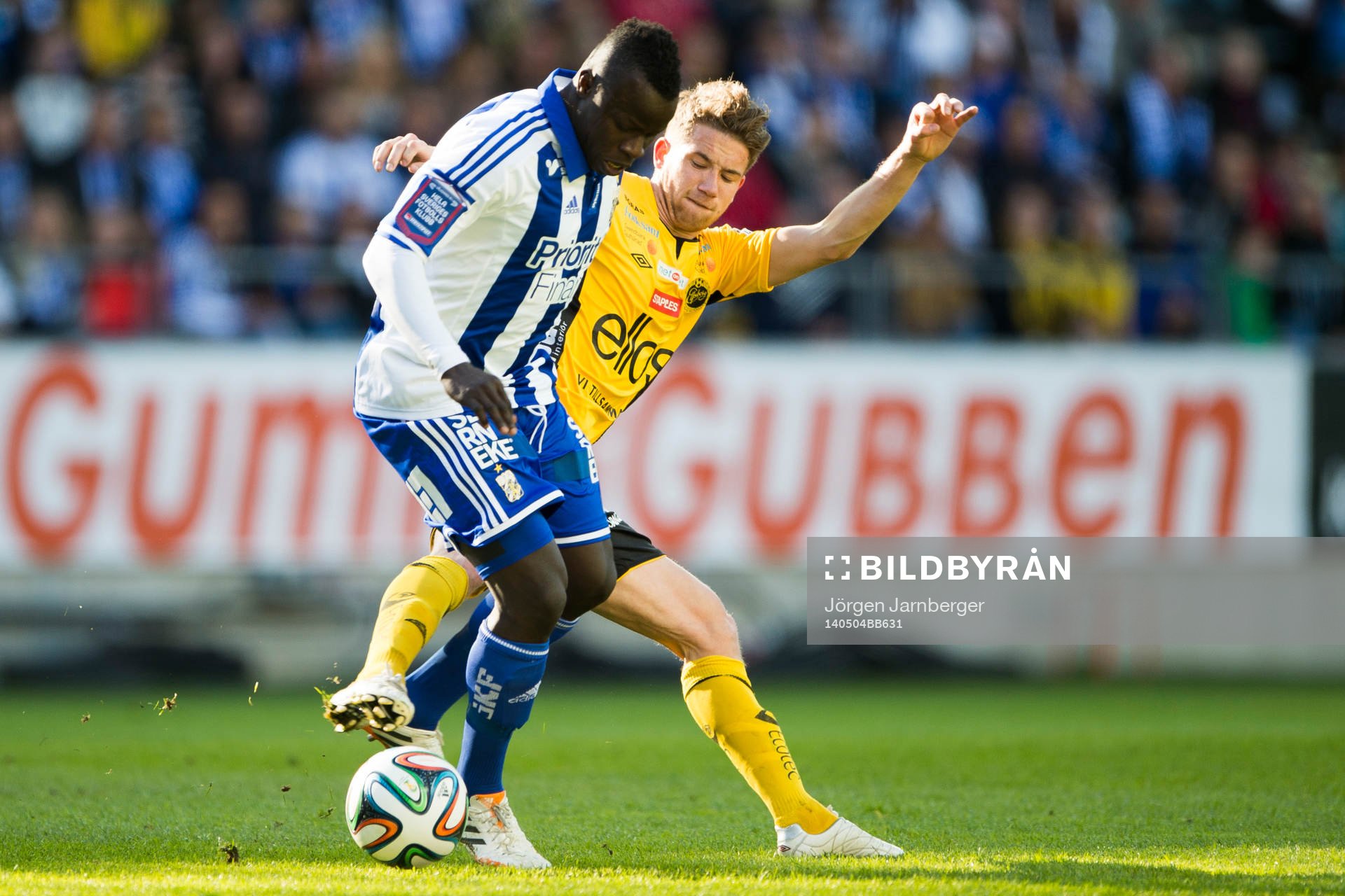Kamp mellan IFK Göteborgs Malick Mané och Elfsborgs