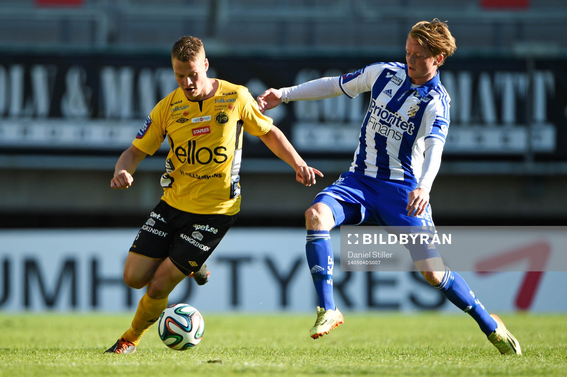 Elfsborgs Viktor Claesson och IFK Göteborgs Sam Larsson