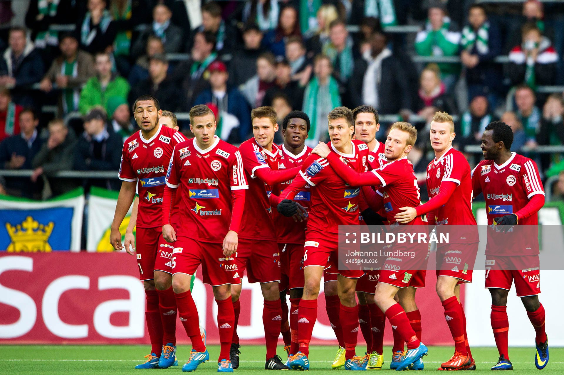 Värnamos spelare jublar