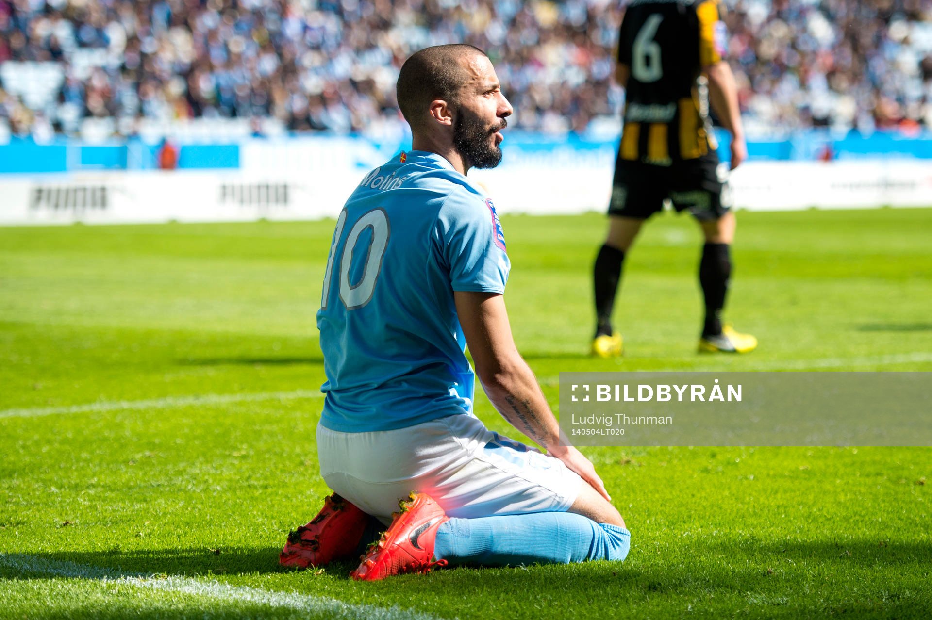 Malmö FFs Guillermo Molins deppar