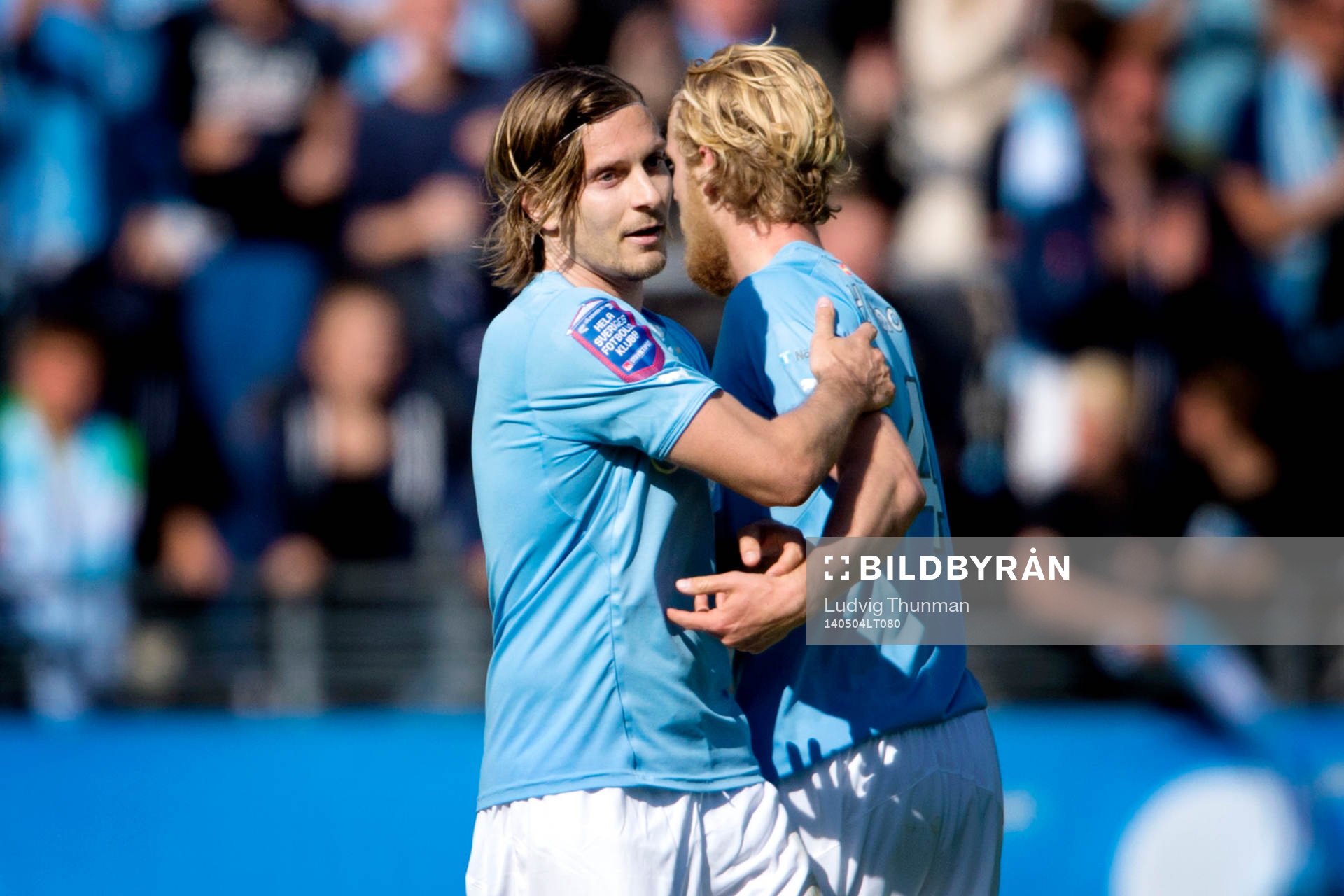 Malmö FFs Markus Halsti kramar om Filip Helander