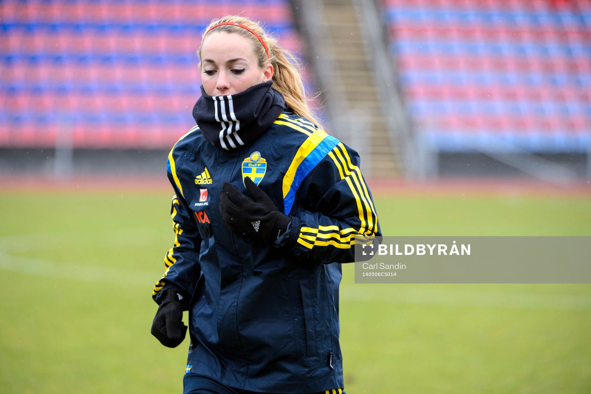 Sveriges Kosovare Asllani