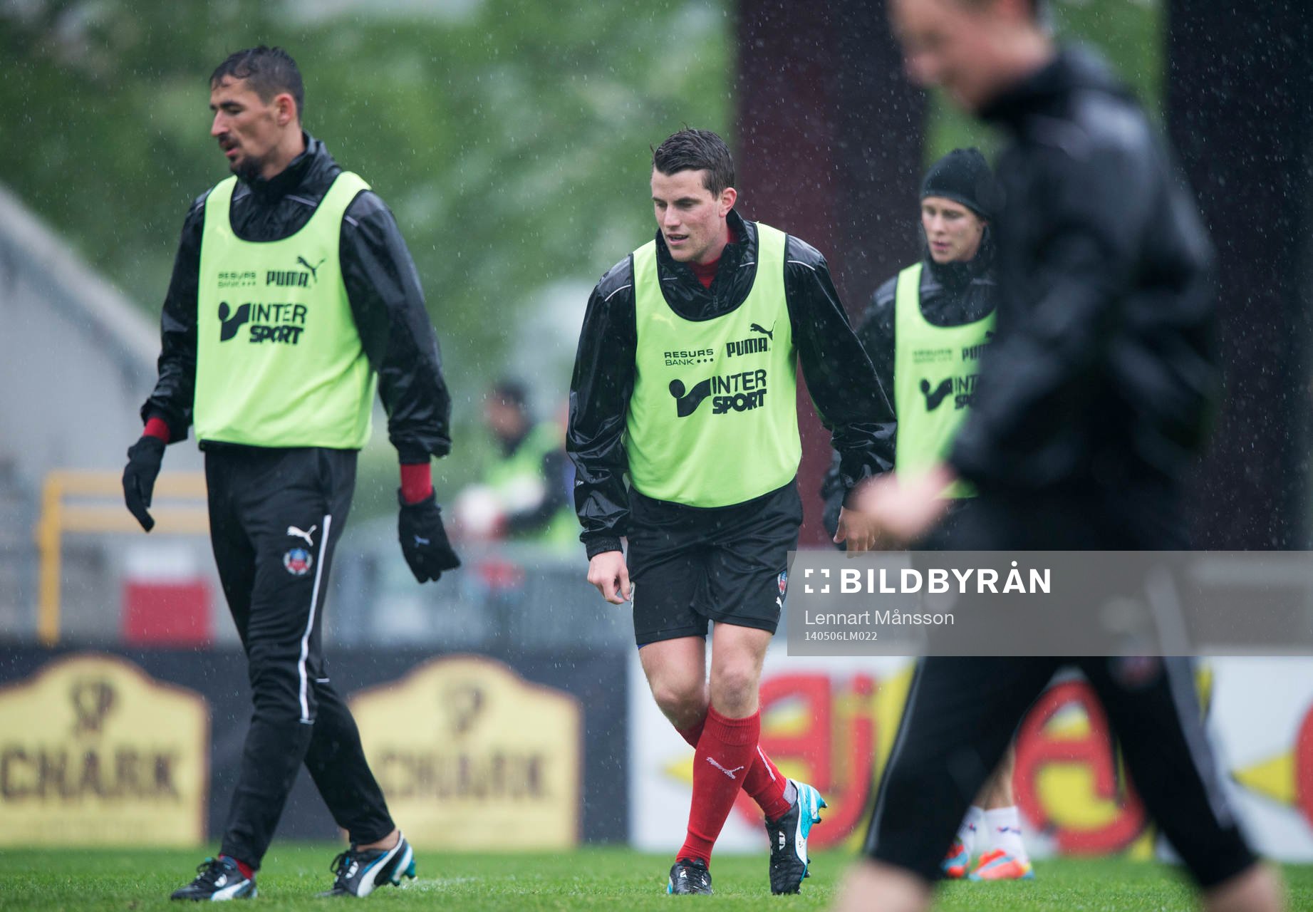  Helsingborgs Loret Sadiku och Jesper Björkman vid Helsingborgs träning inför derbyt i Helsingborg 7 maj  2014.