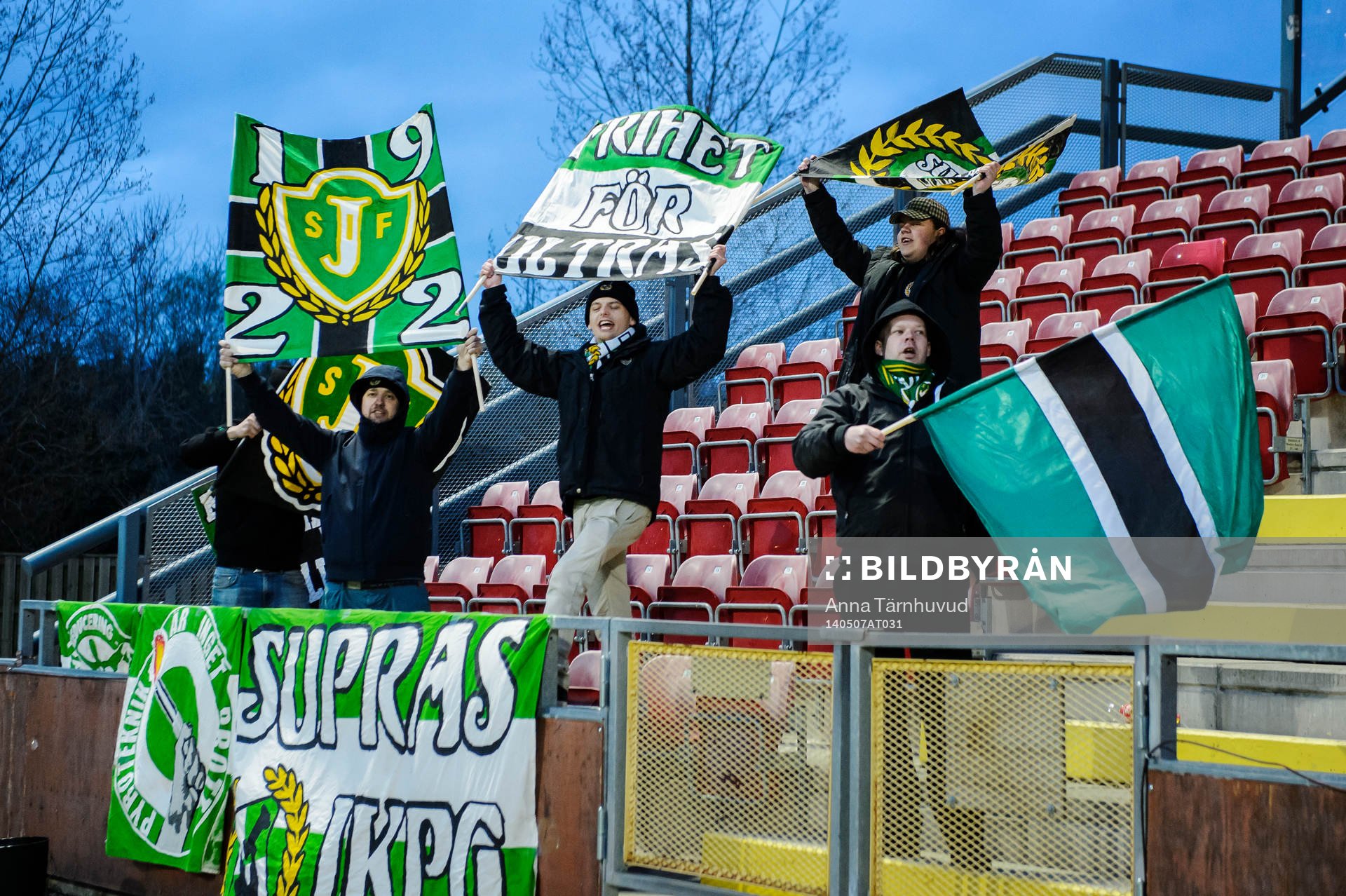 Jönköpings supportrar jublar