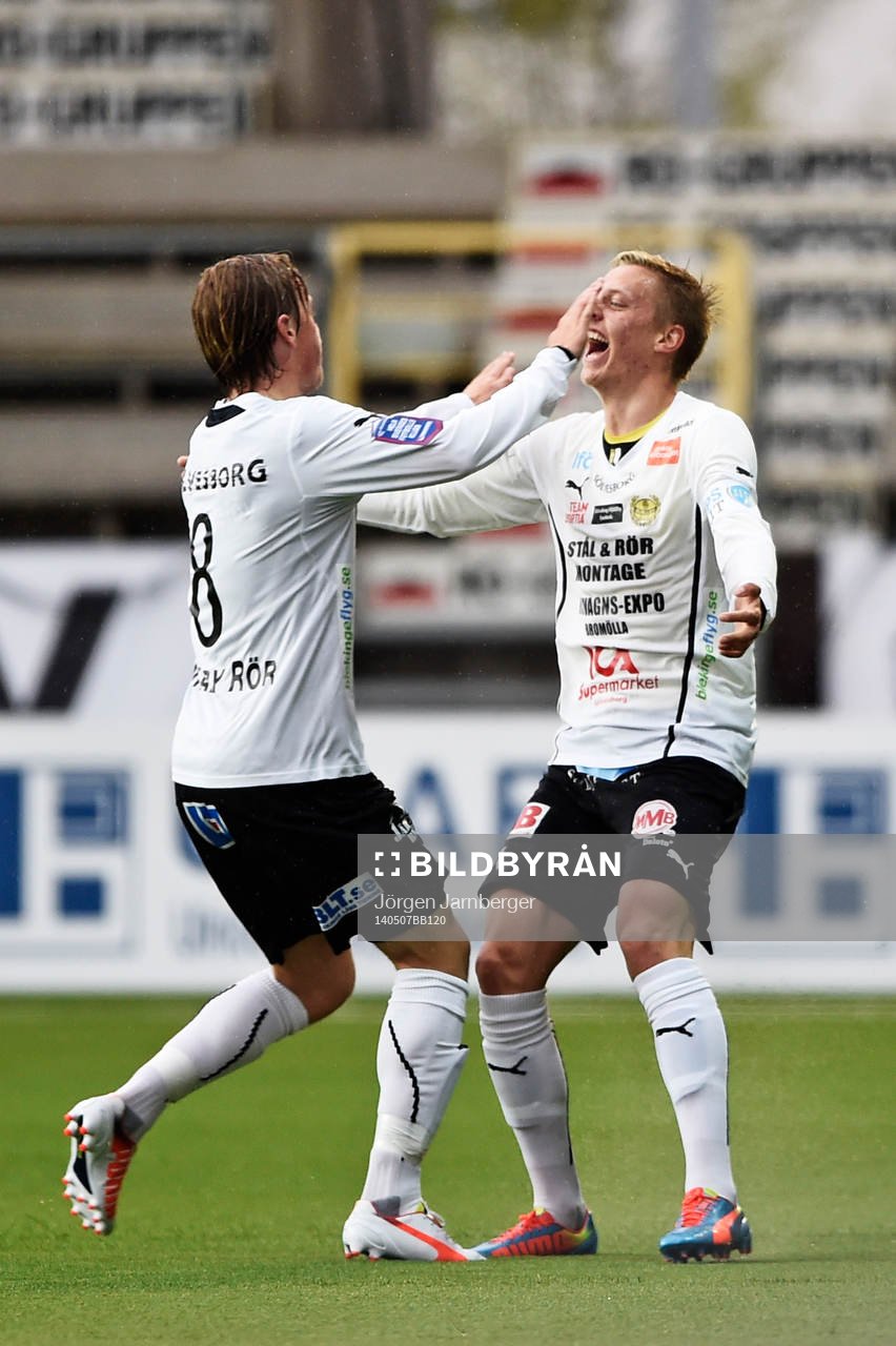 Mjällbys Mattias Håkansson jublar efter 0-1 under fotbollsmatchen i Allsvenskan mellan IF Elfsborg och Mjällby AIF den 7 maj 2014 i Borås.