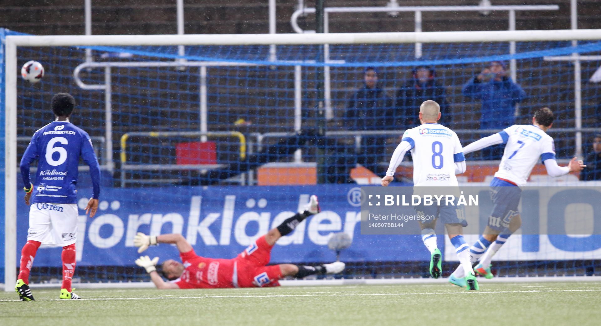 Mål 1-1 på straff av Norrköpings Lars Christian Krogh