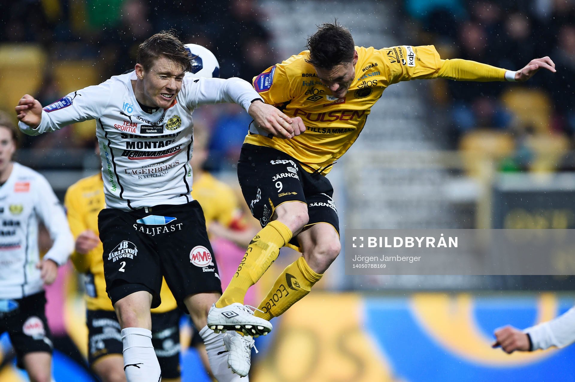 Mjällbys Viktor Agardius och Elfsborgs Lasse Nilsson