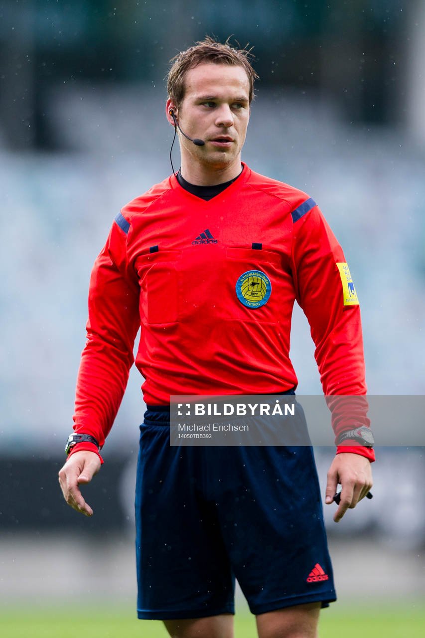 Domare Kristoffer Karlsson