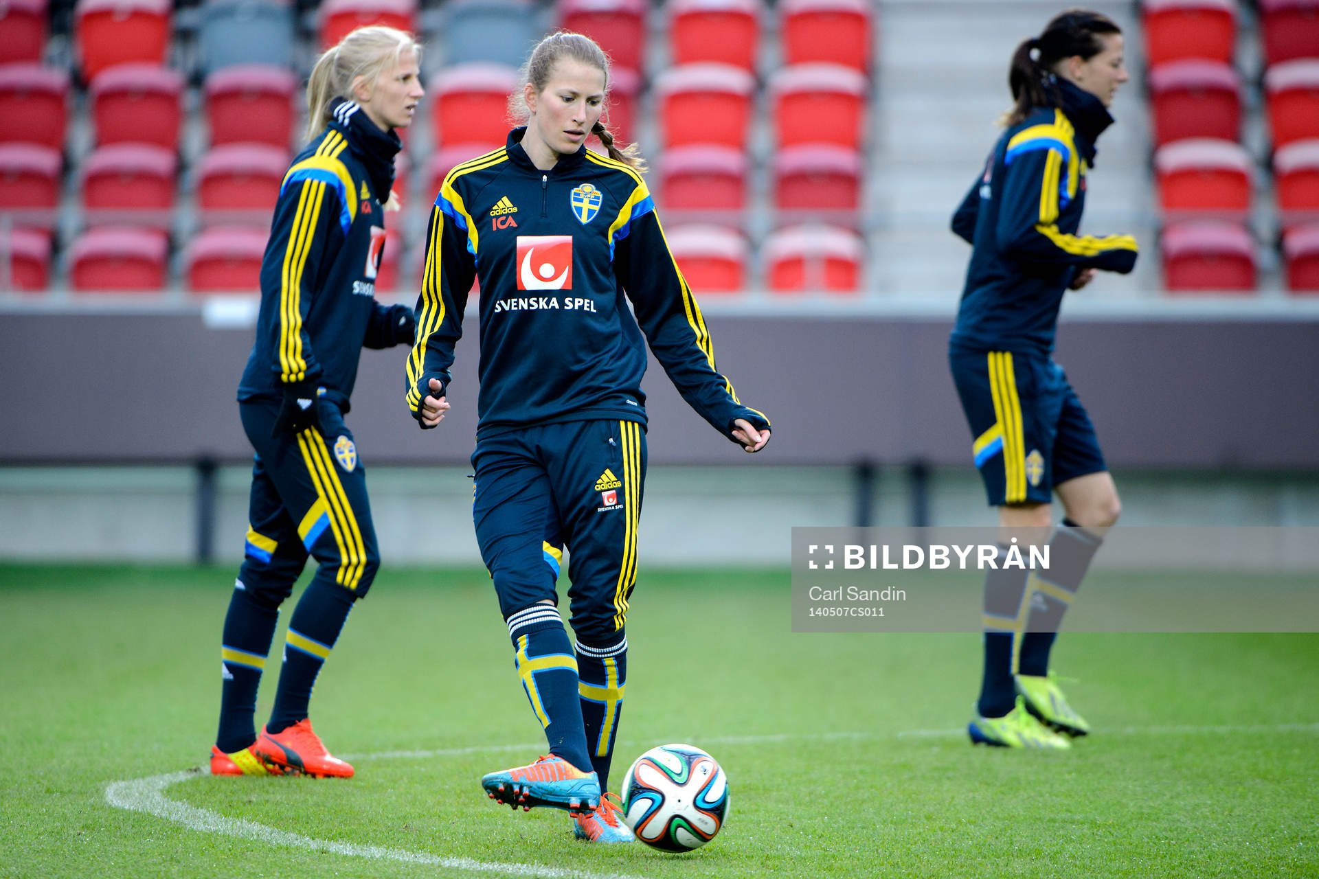 Sveriges Sofia Jakobsson och Emma Berglund