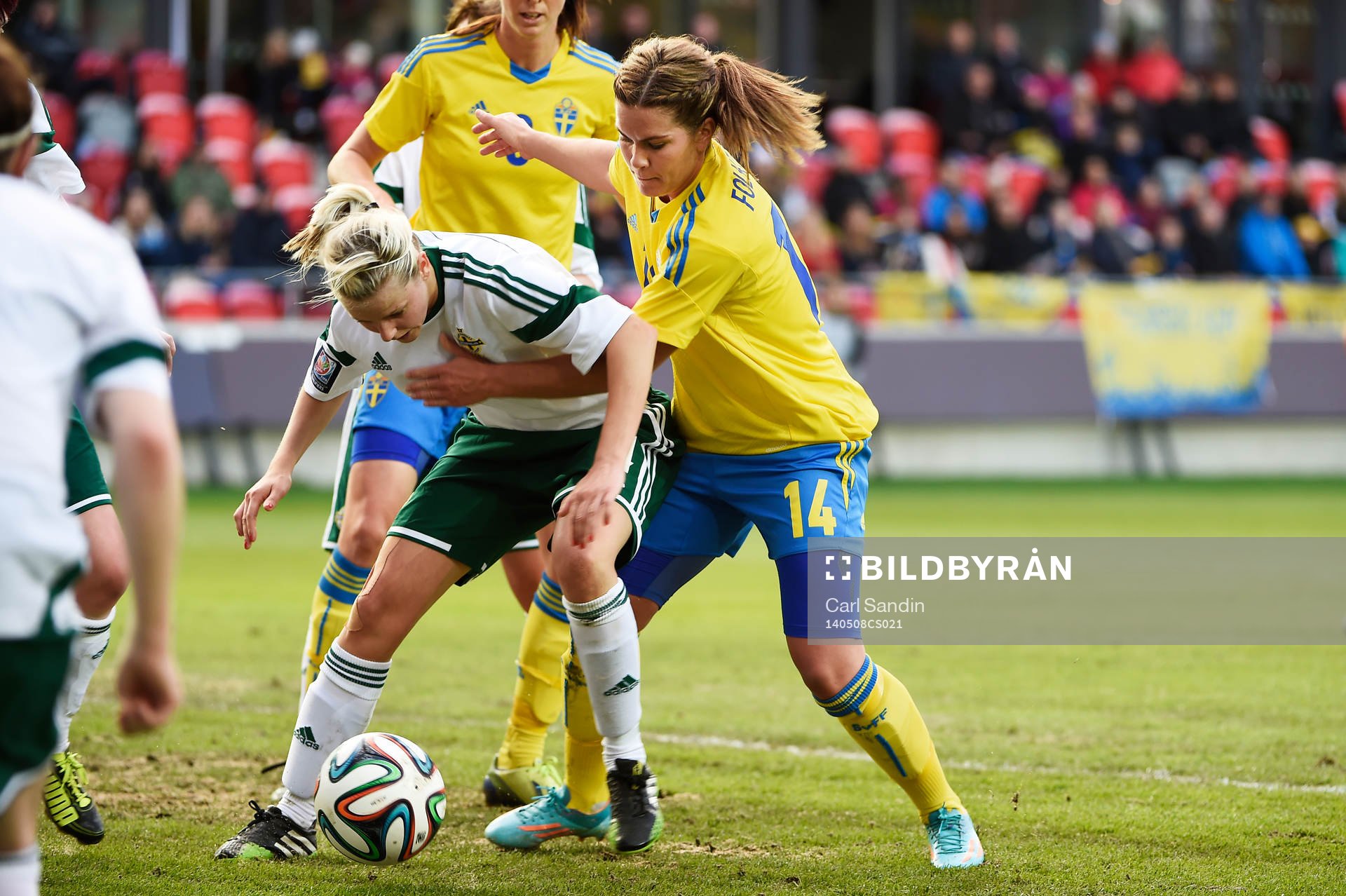 Nordirlands Nadene Caldwell och Sveriges Hanna Folkesson