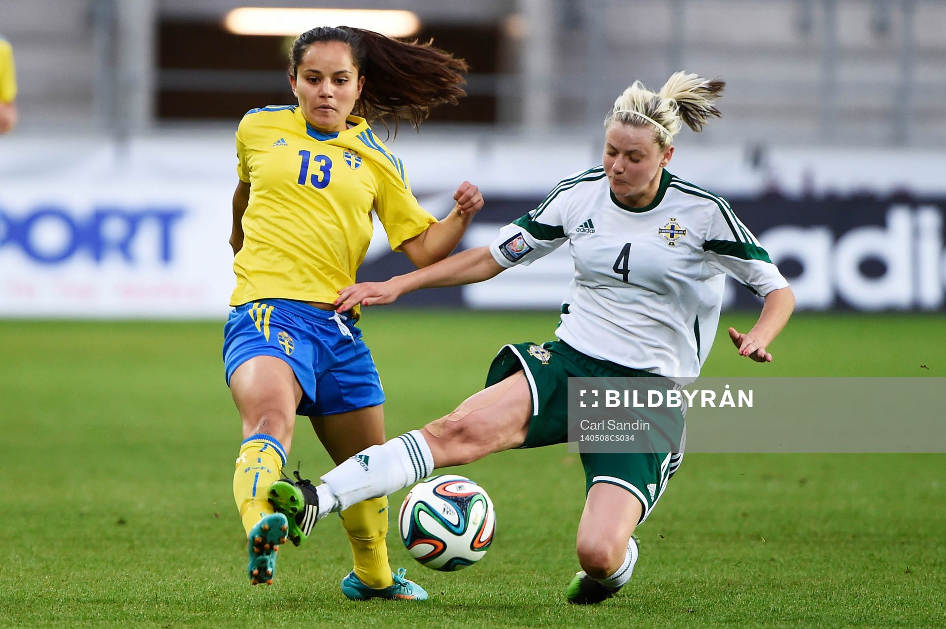 Sveriges Malin Diaz och Nordirlands Nadene Caldwell