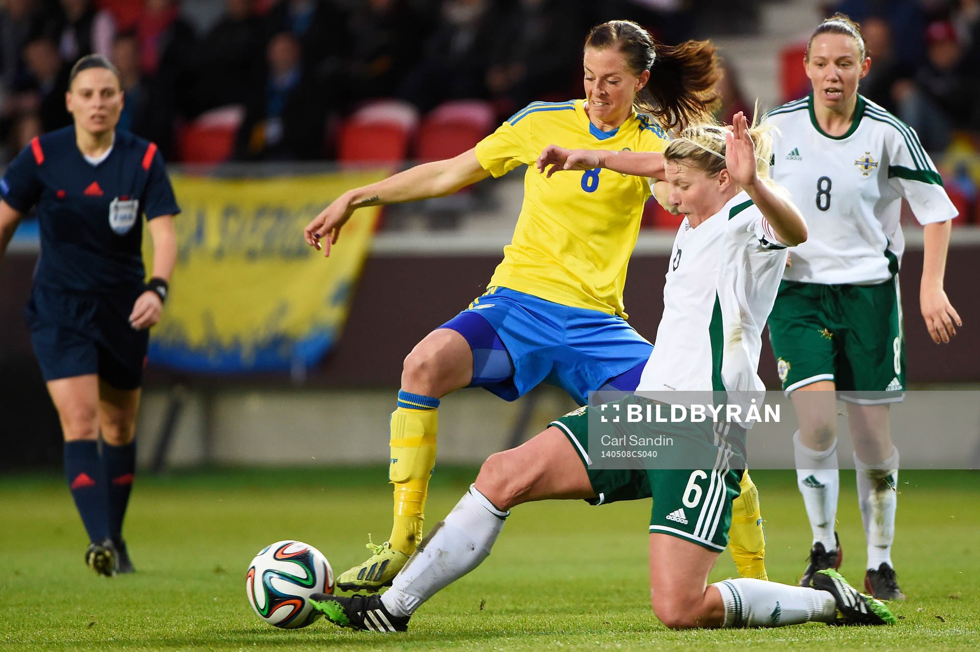 Sveriges Lotta Schelin och Nordirlands Ashley Hutton