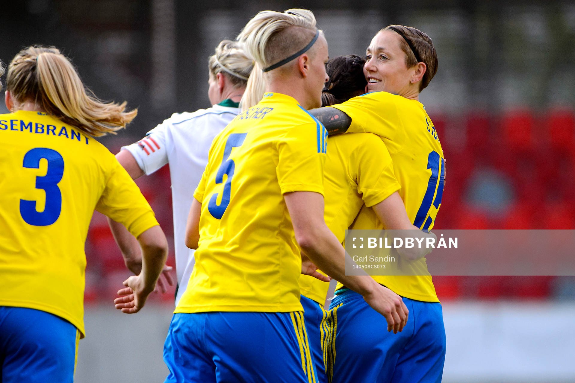Sveriges Therese Sjögran firar