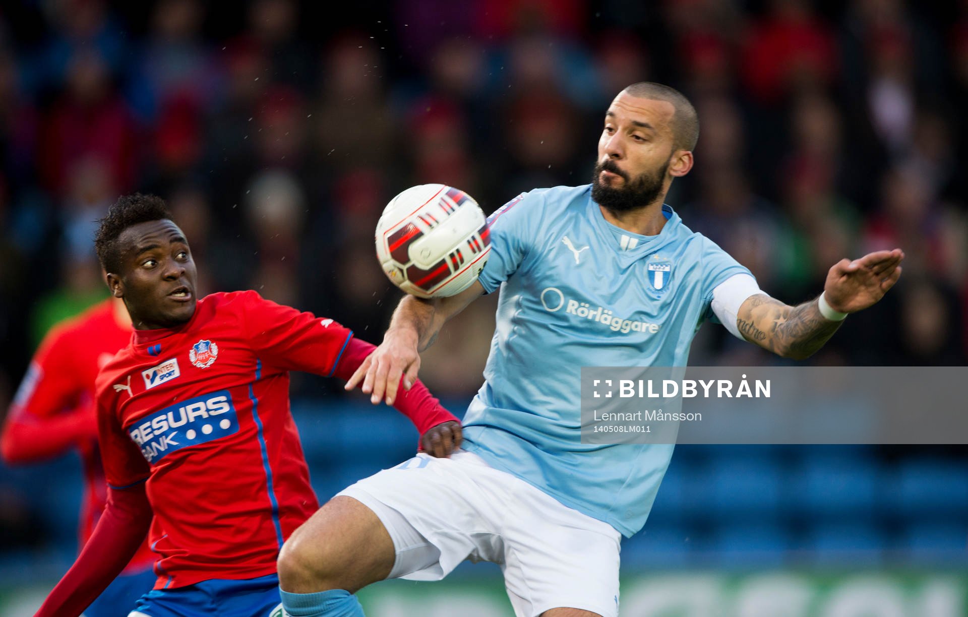 Malmös Guillermo Molins och Helsingborgs David Accam i