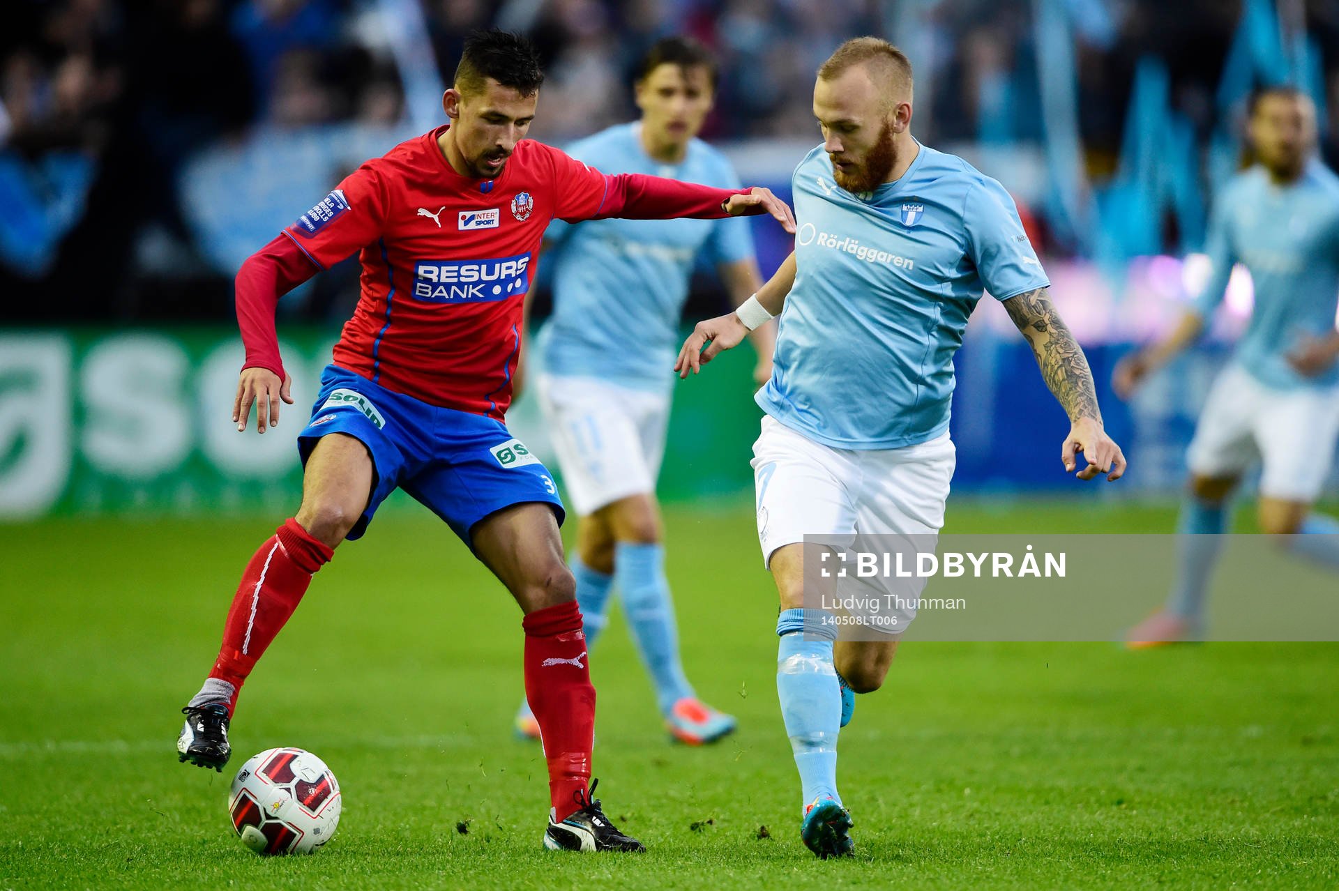 Helsingborgs Loret Sadiku och Malmö FFs Magnus Eriksson