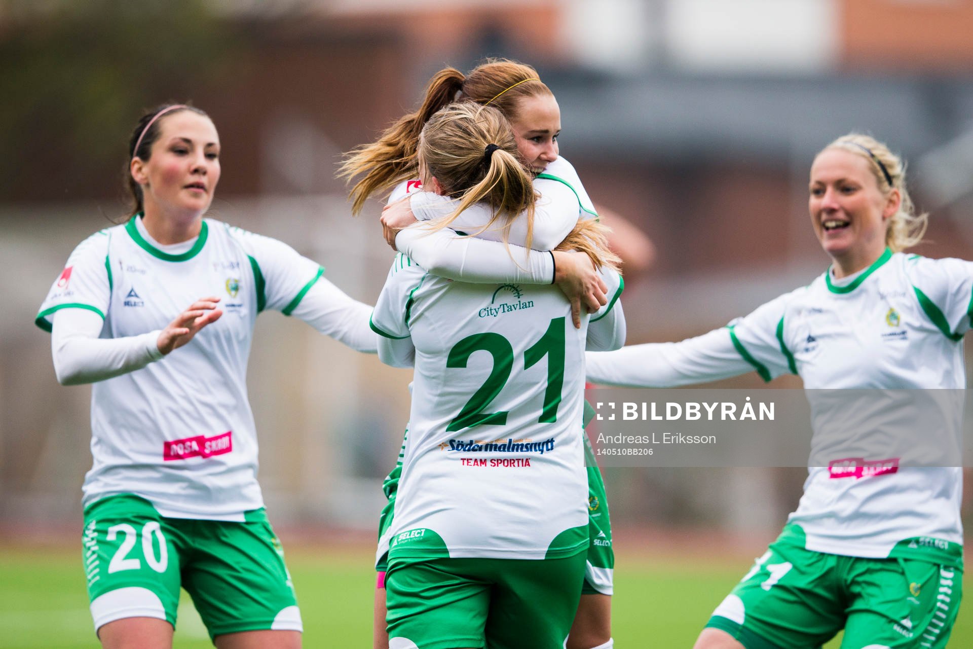 Hammarbys Emma Jansson jublar