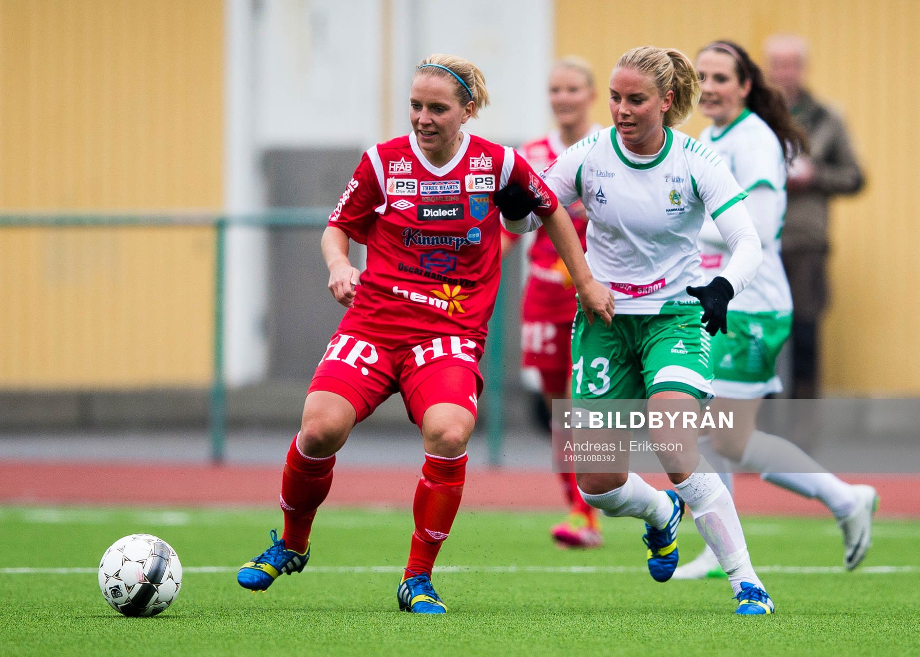 Halmias Iréne Isaksson och Hammarbys Petronella Ekroth