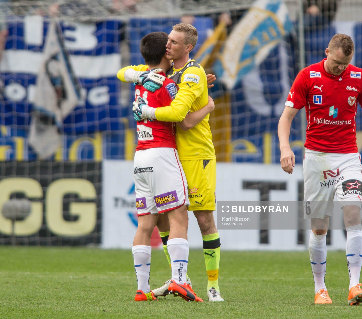 Kalmars Sebastian Ramhorn och Kalmars målvakt Lars Cramer