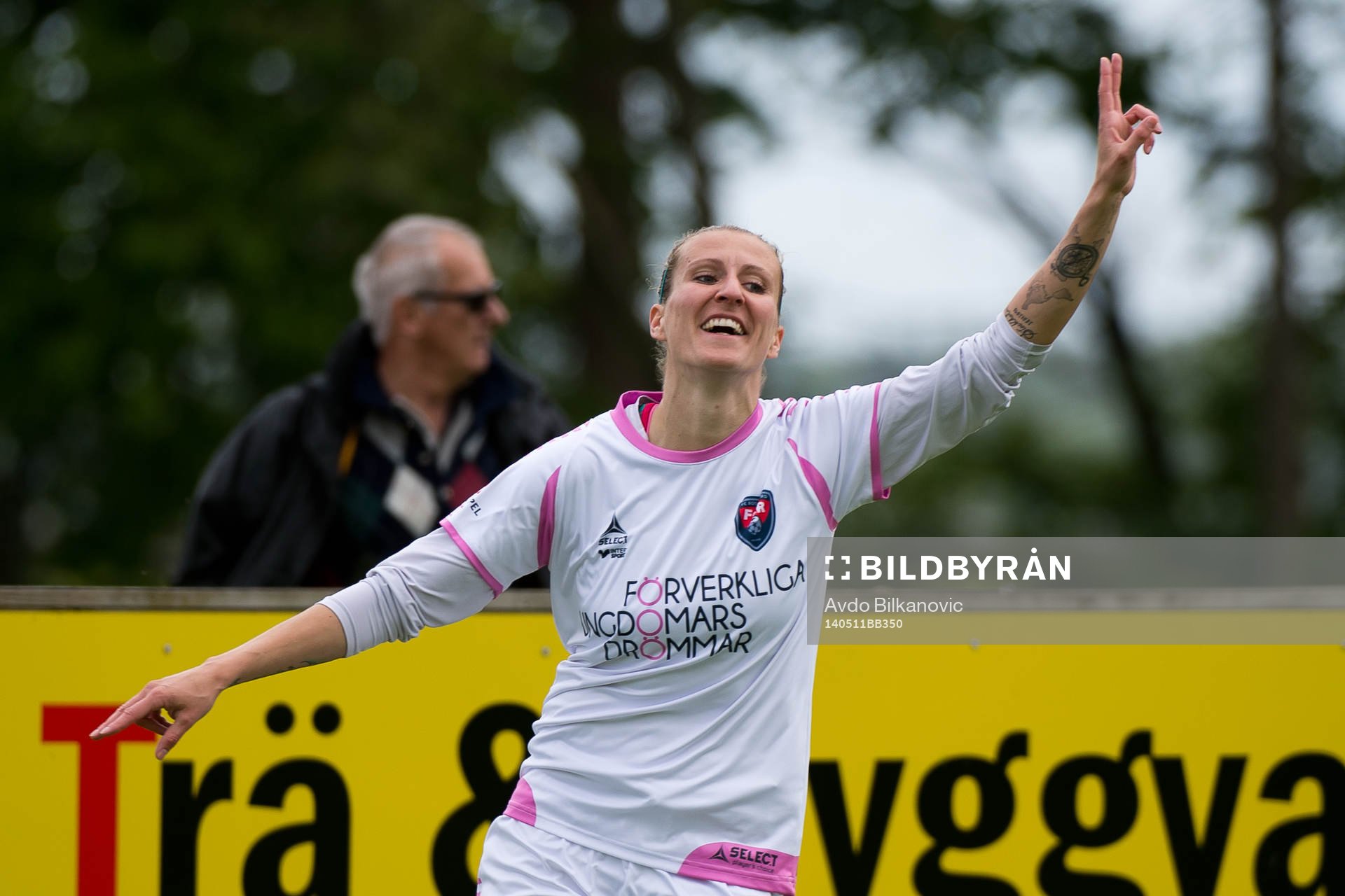 Rosengårds Anja Mittag jublar nder fotbollsmatchen i Damallsvenskan mellan Kristianstad och Rosengård den 11 maj 2014 i Kristianstad