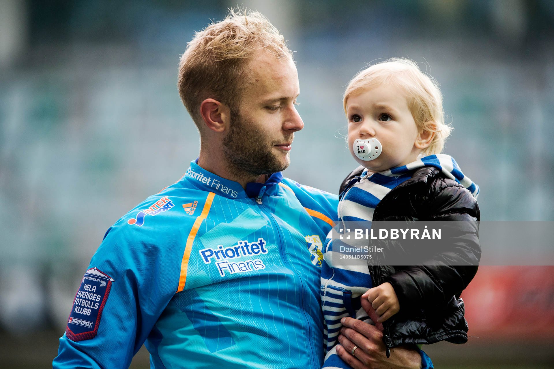 IFK Göteborgs Robin Söder med sonen Sigge