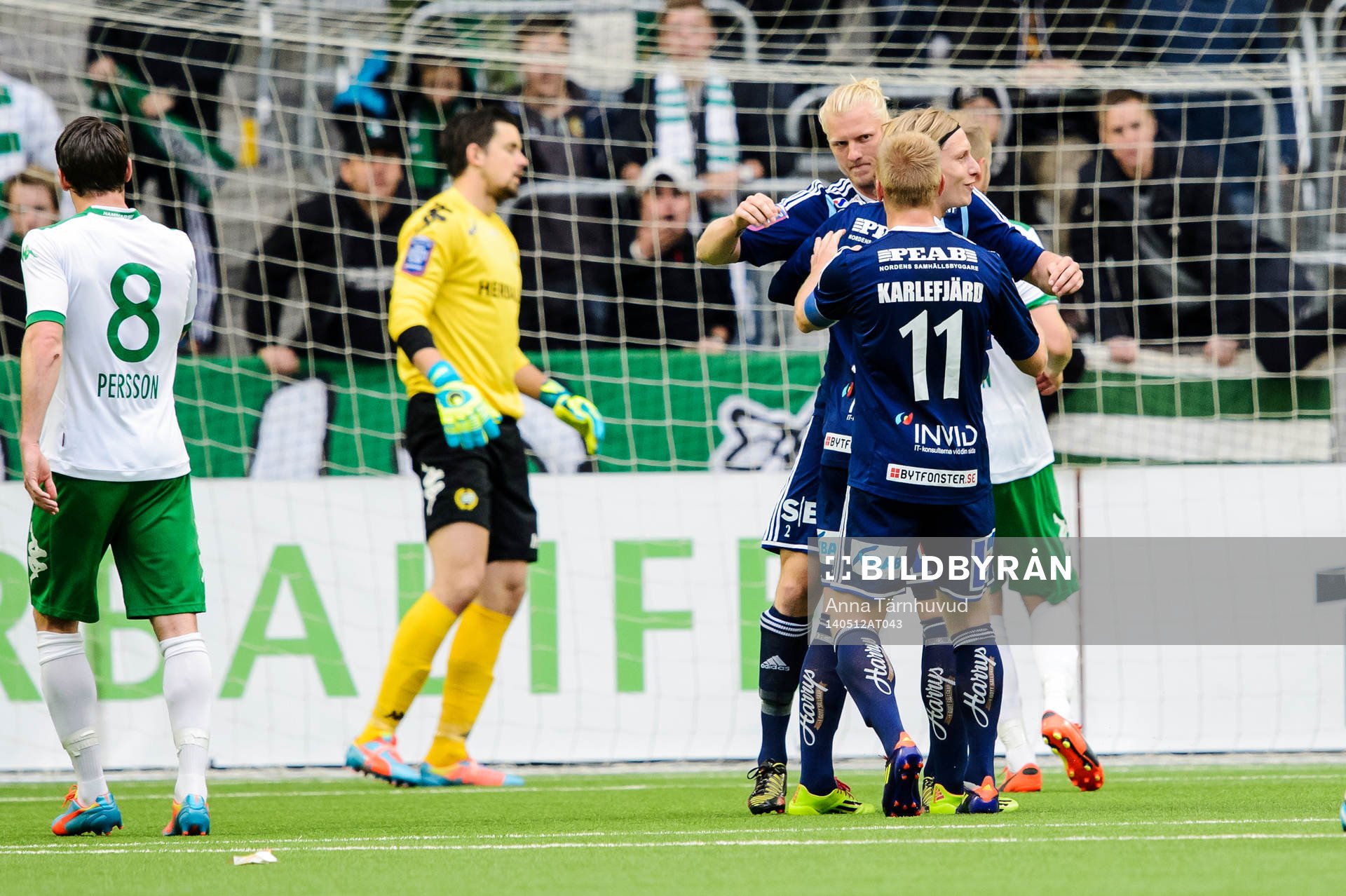 Husqvarnas spelare jublar och Hammarbys deppar