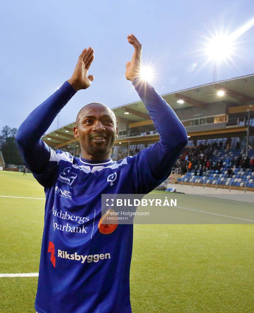 Åtvidabergs John Owoeri jublar
