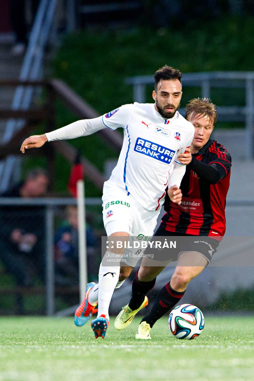 Helsingborgs Ardian Gashi mot Nicklas Bärkroth