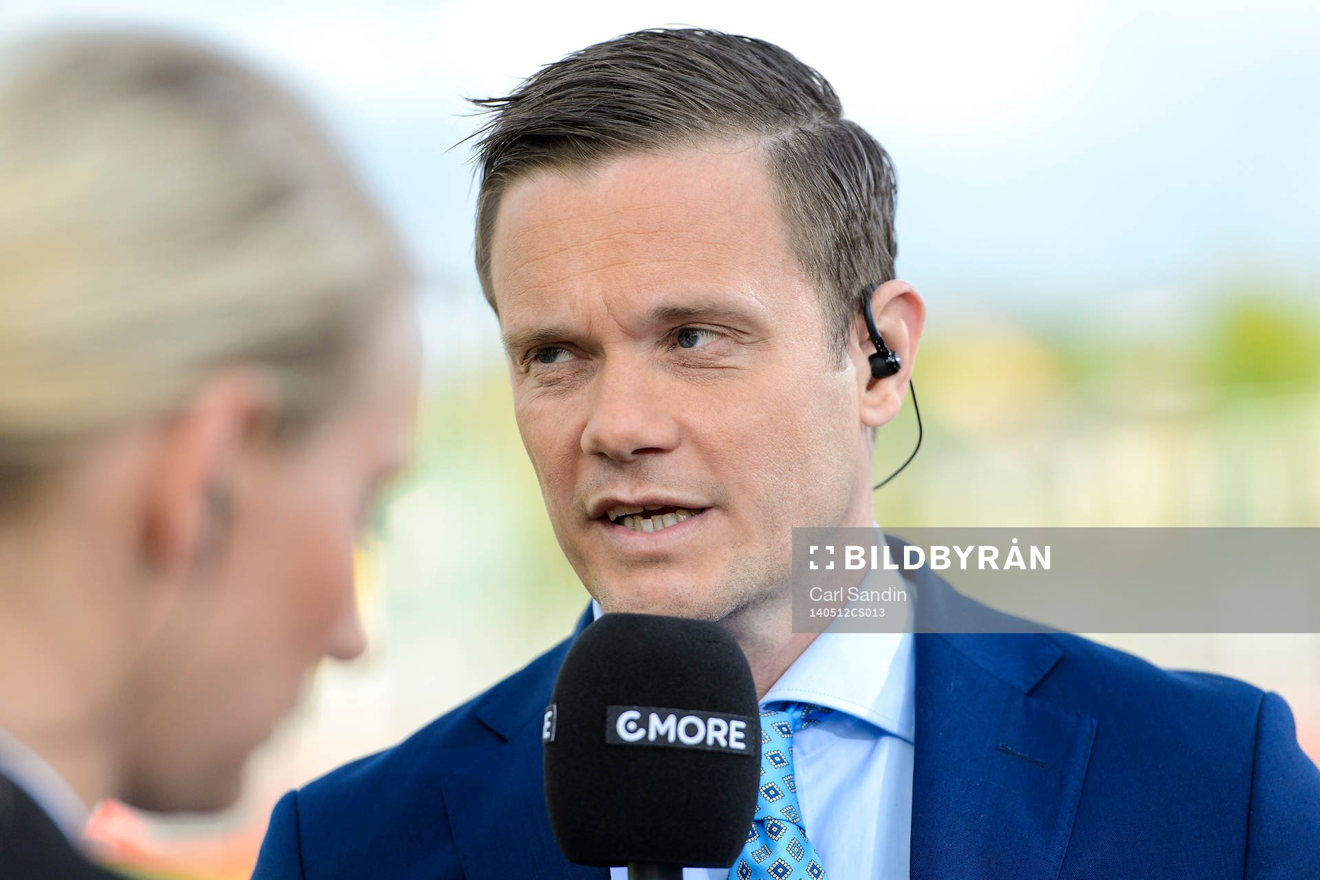 Jon Persson, expert på Cmore, innan fotbollsmatchen i